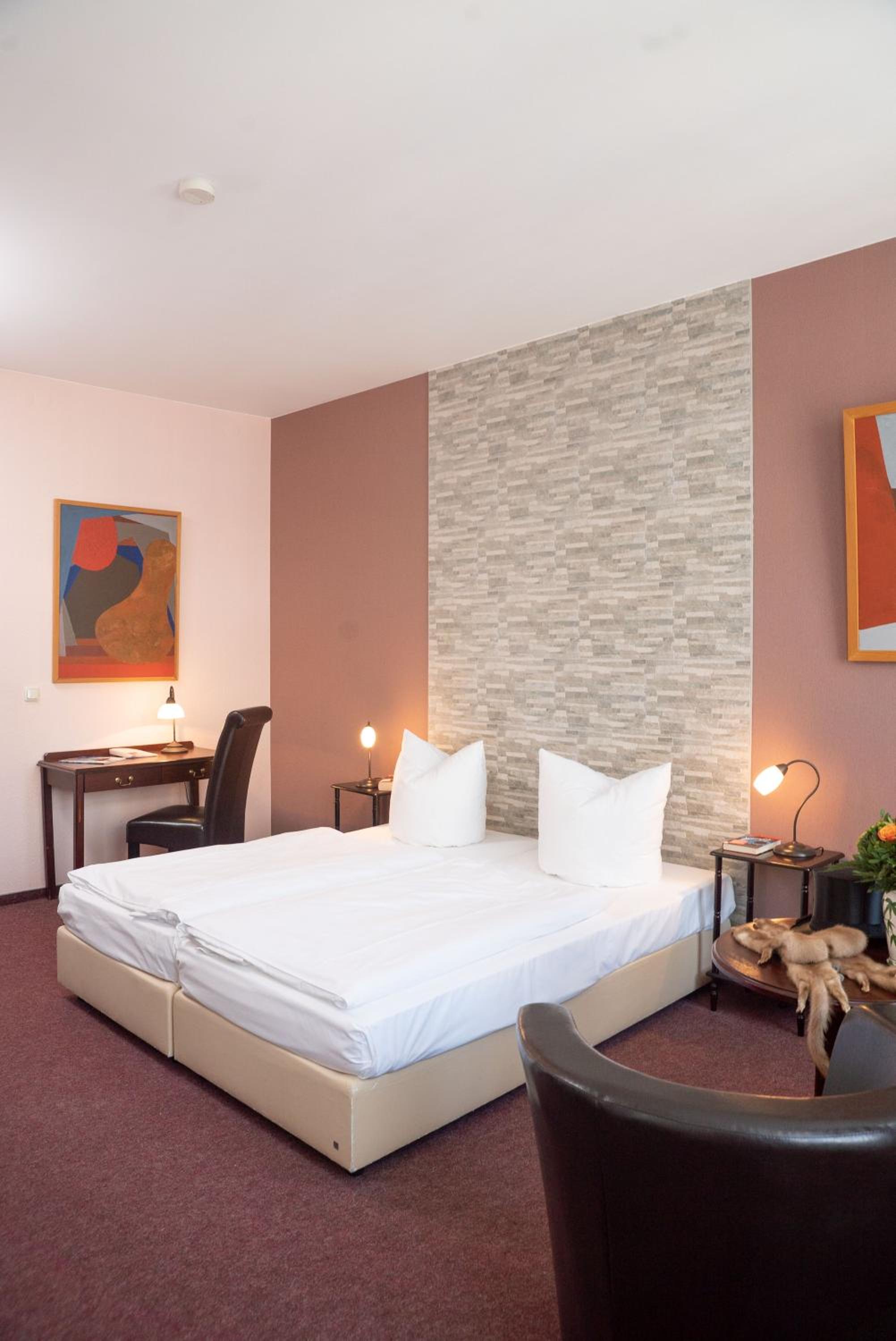 Comfort Double Room - Photo 4