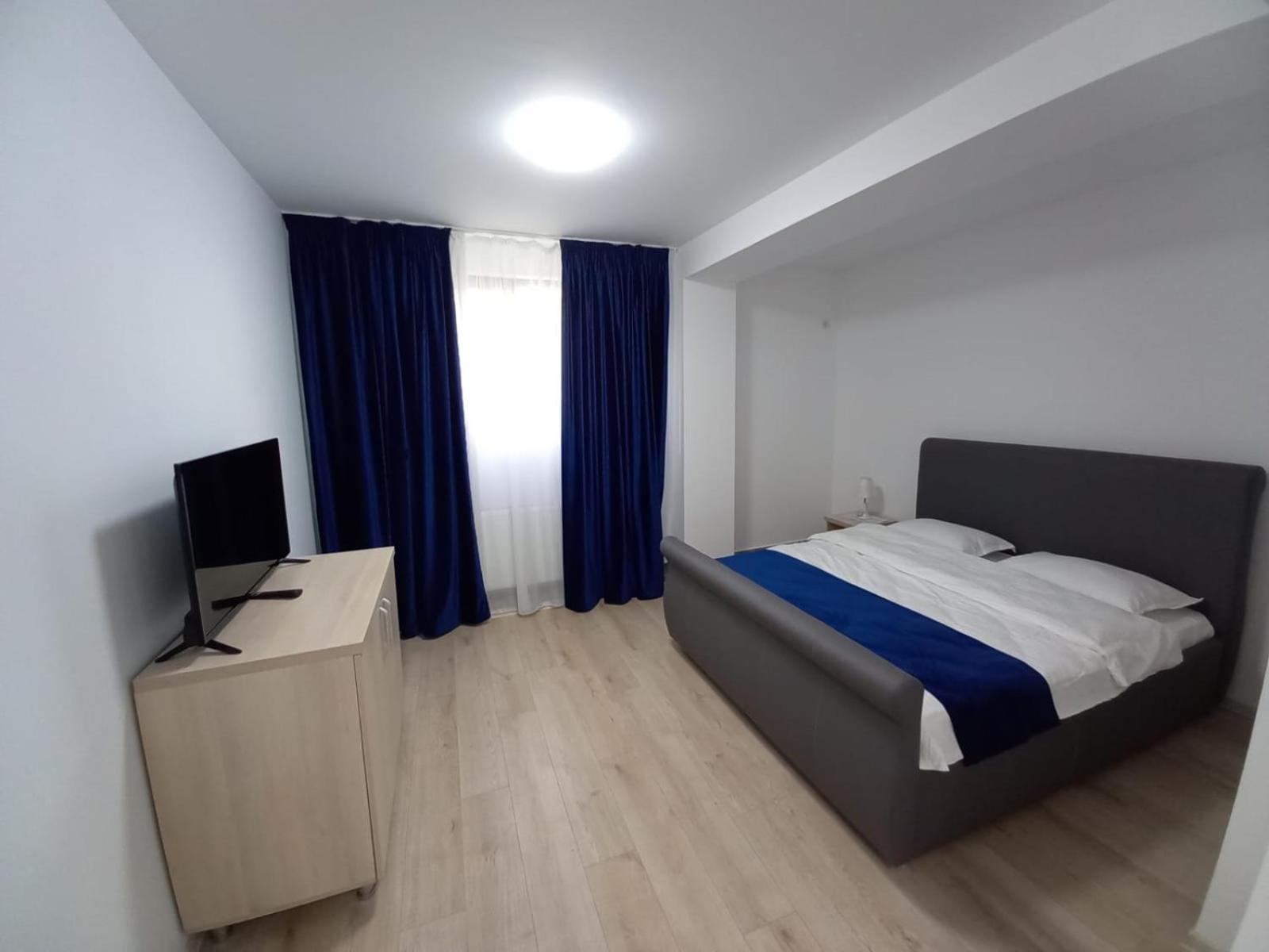 Double Room - Photo 7