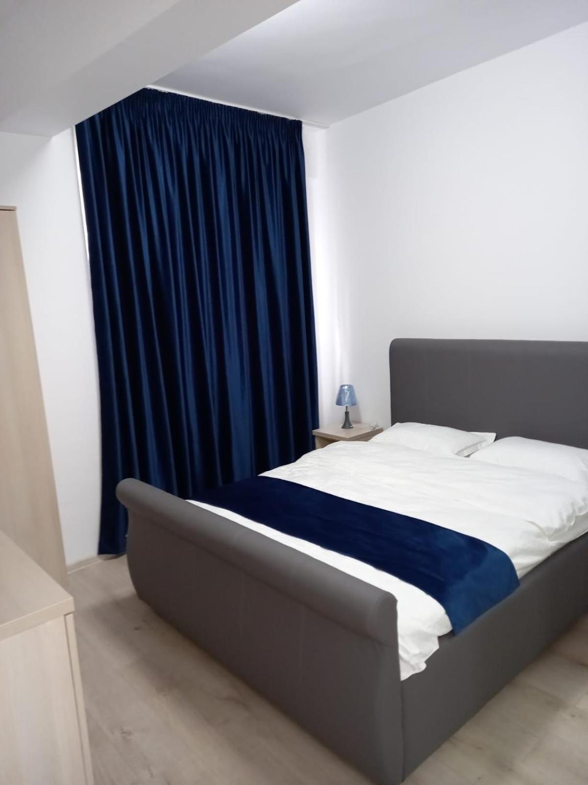 Double Room - Photo 5