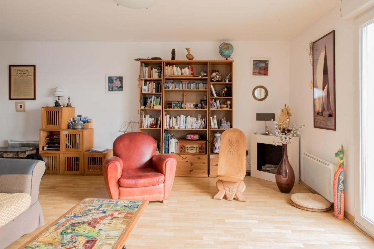 Apartment photo 2