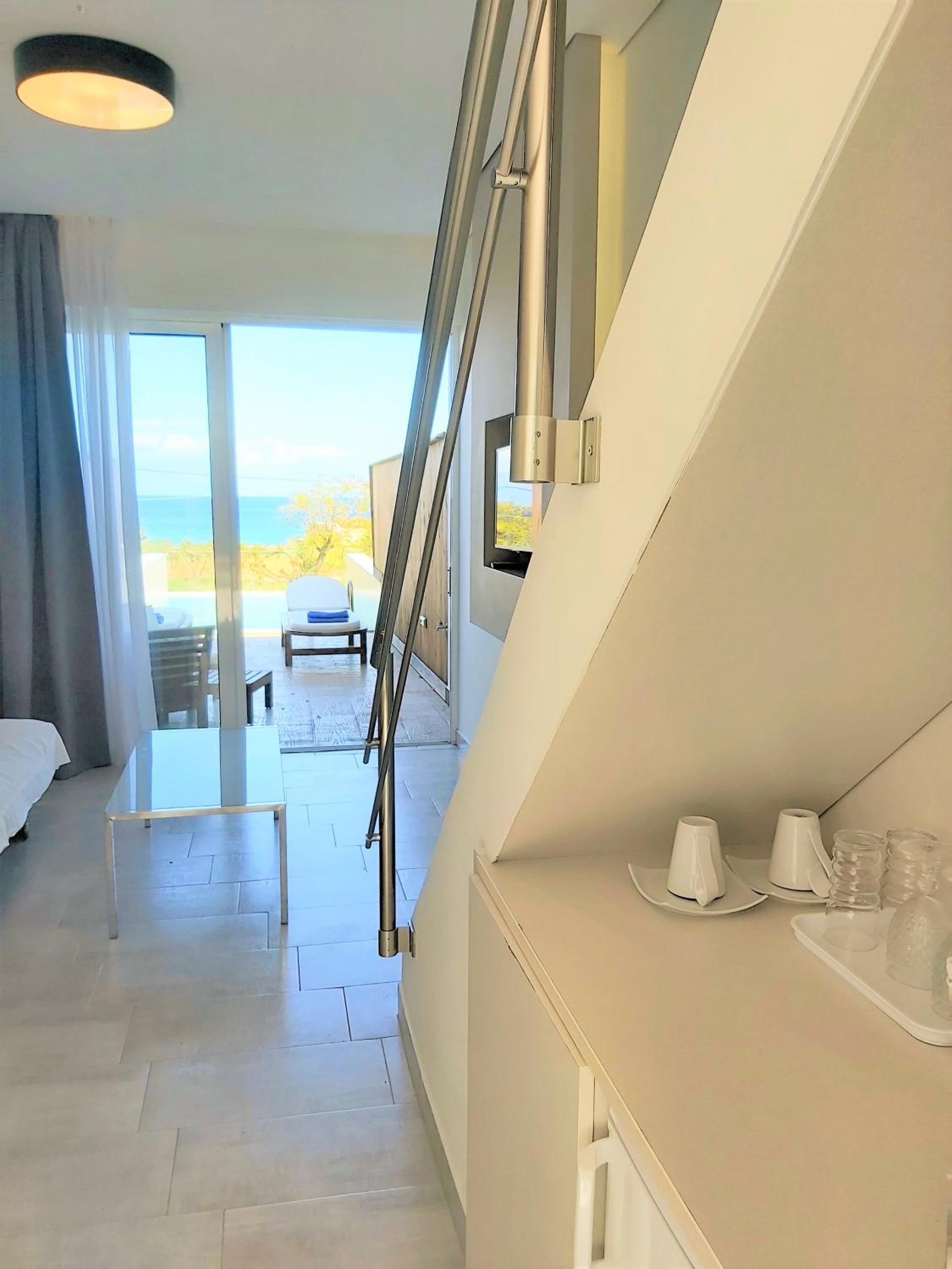 Exclusive Suite with Private Pool and Sea View