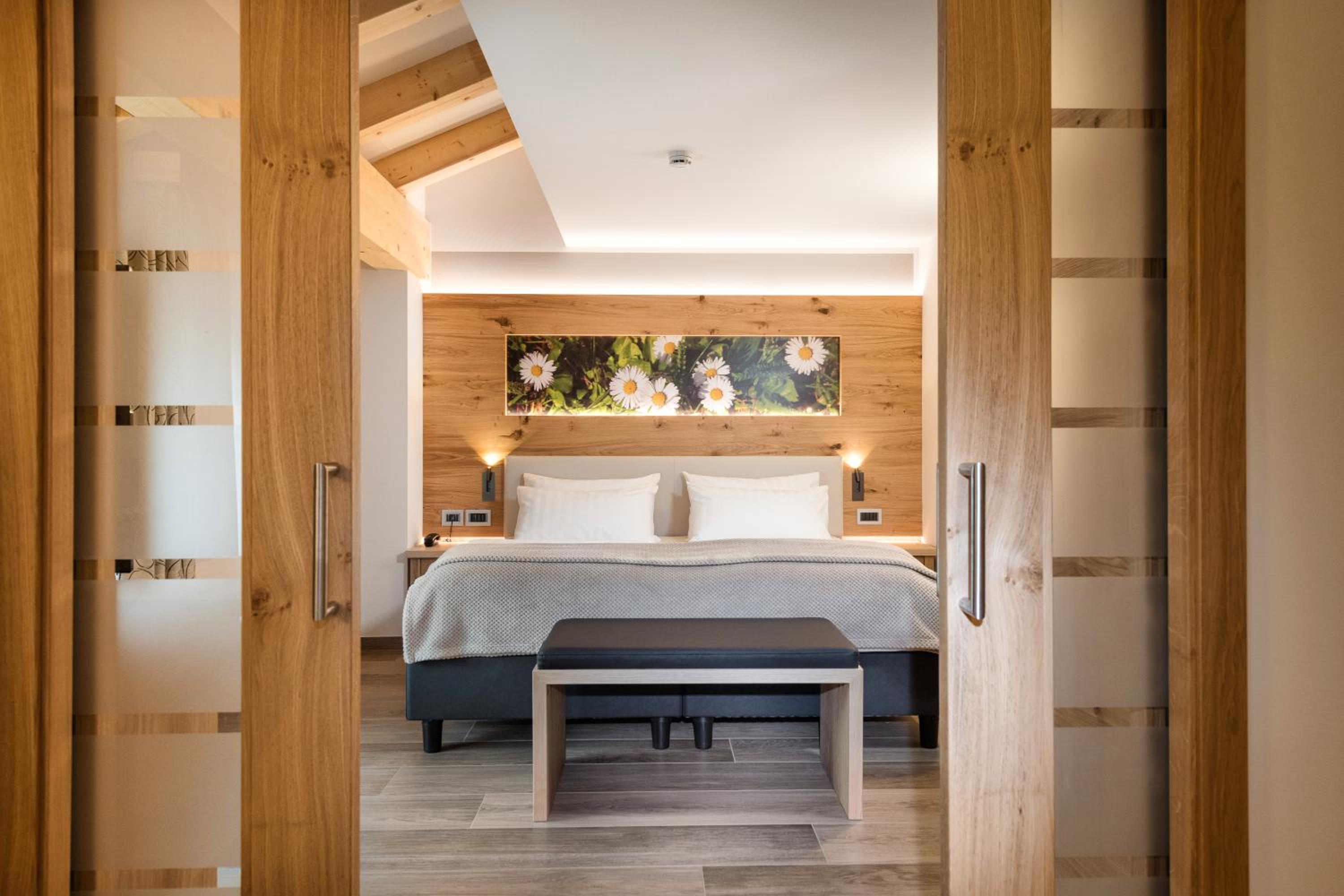 Deluxe Family Suite