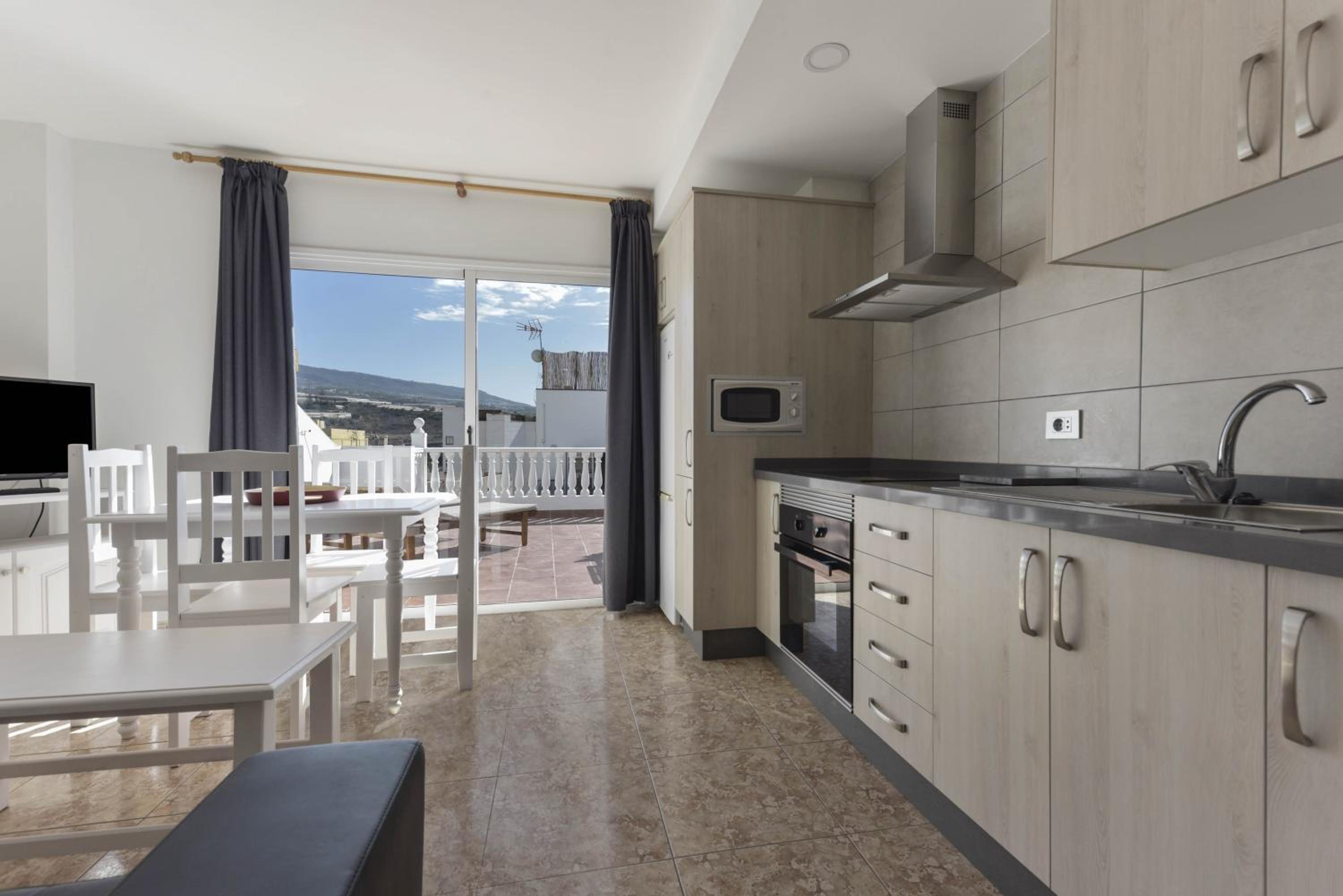 Two-Bedroom Deluxe Apartment with Ocean View
