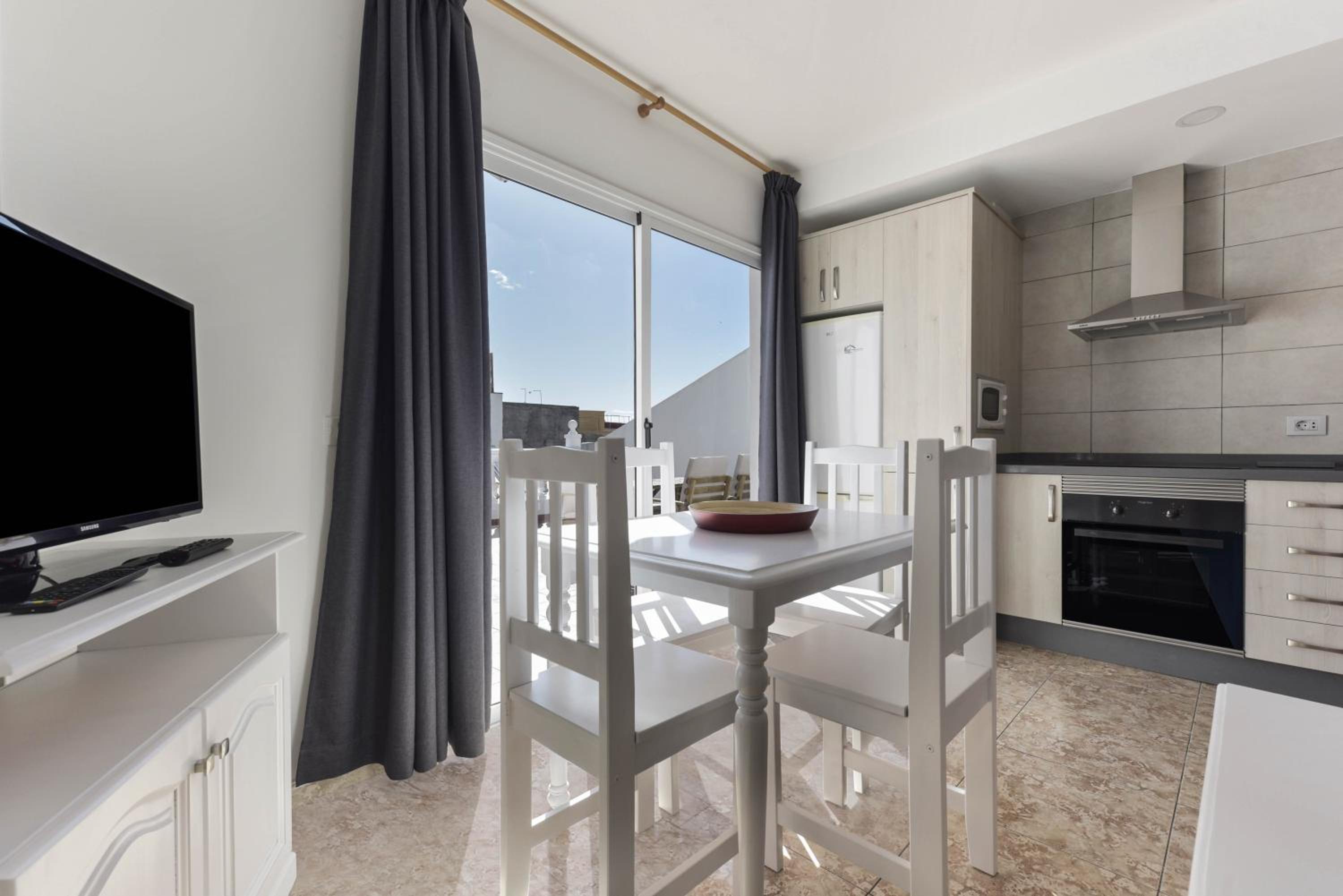 Two-Bedroom Deluxe Apartment with Ocean View