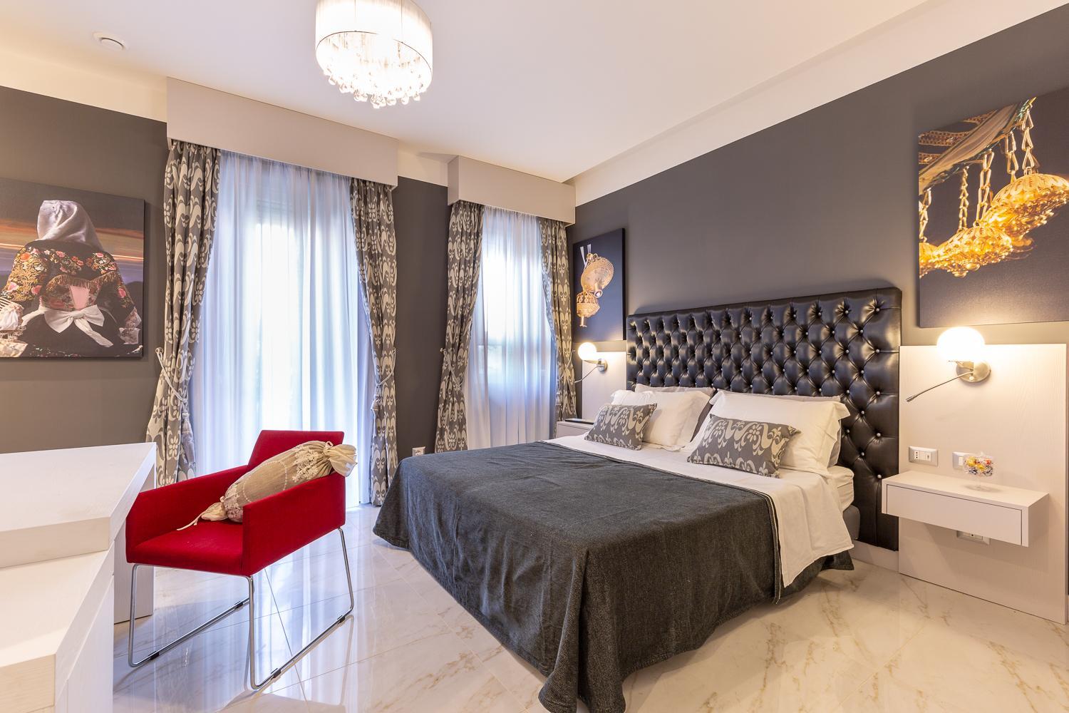 Deluxe Double or Twin Room with Balcony - Photo 11