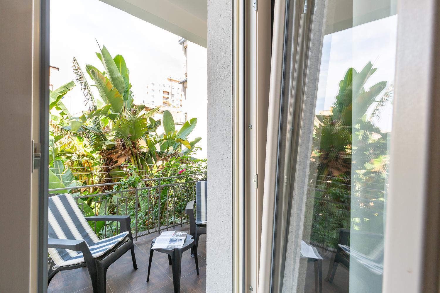 Deluxe Double or Twin Room with Balcony - Photo 10