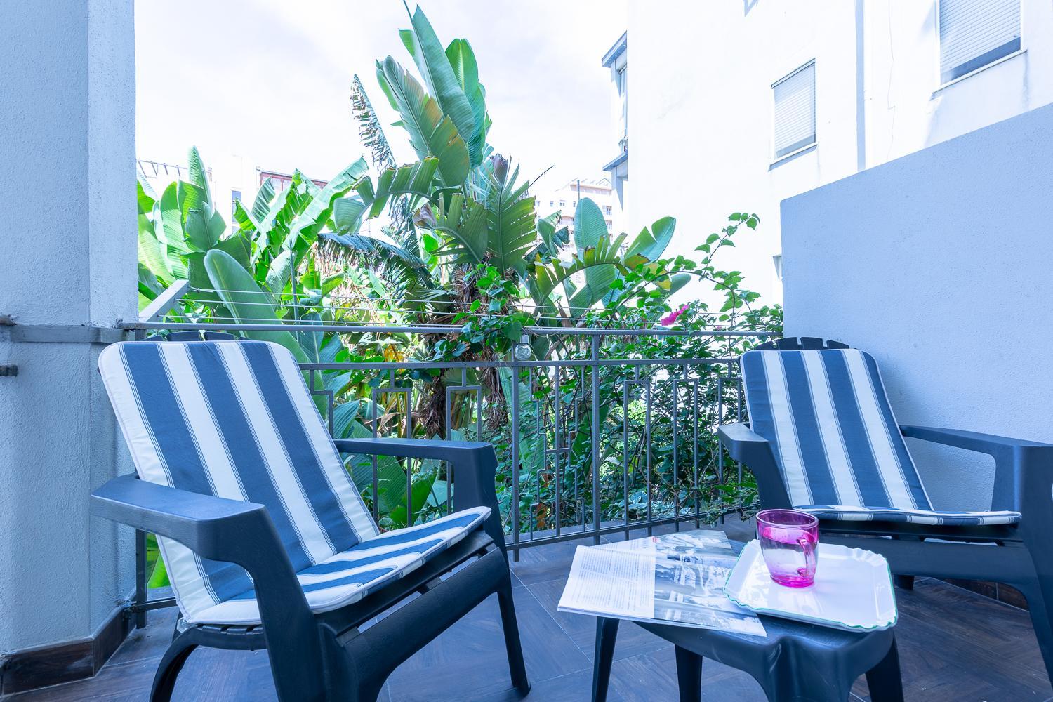 Deluxe Double or Twin Room with Balcony - Photo 9