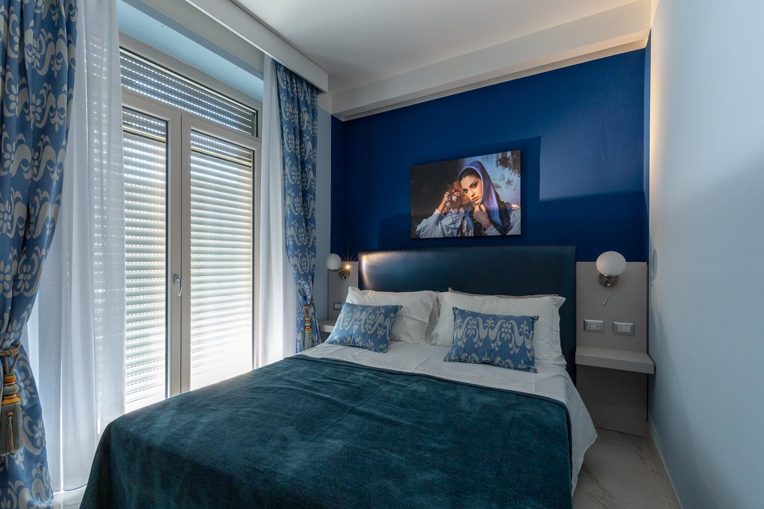 Large Double or Twin Room - Photo 8