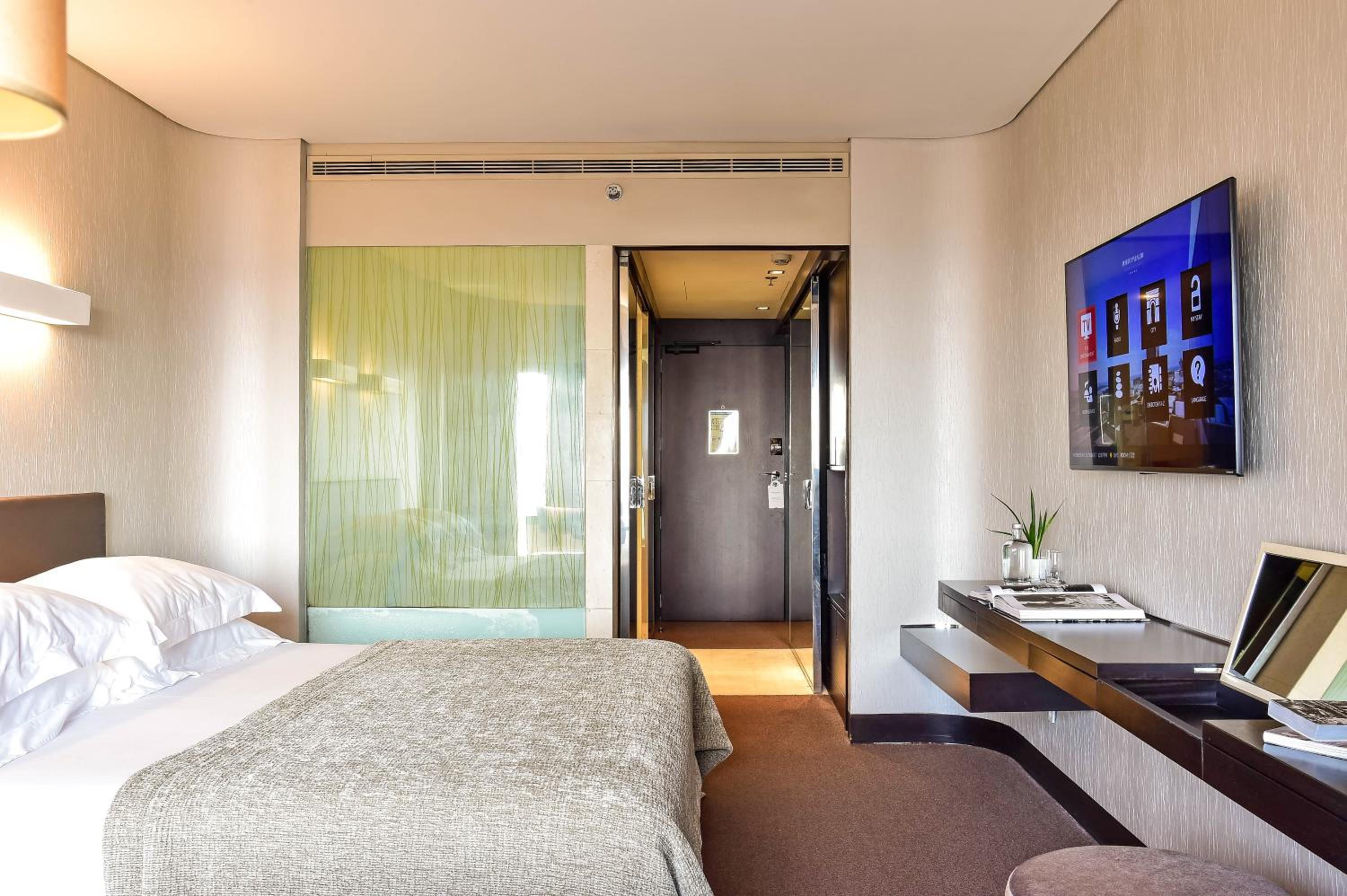 Deluxe Double Room - Photo 2