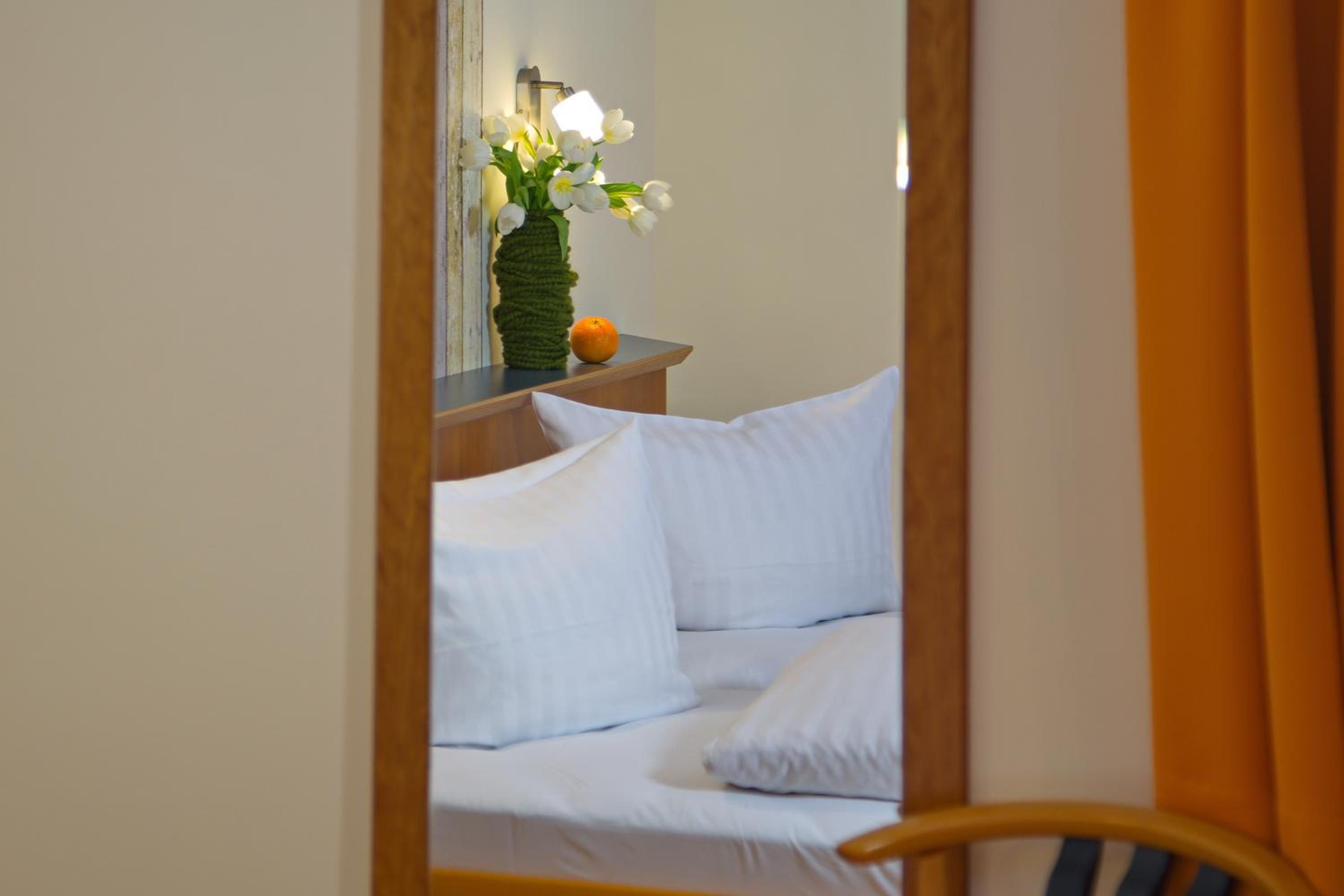 Double Room - Photo 4