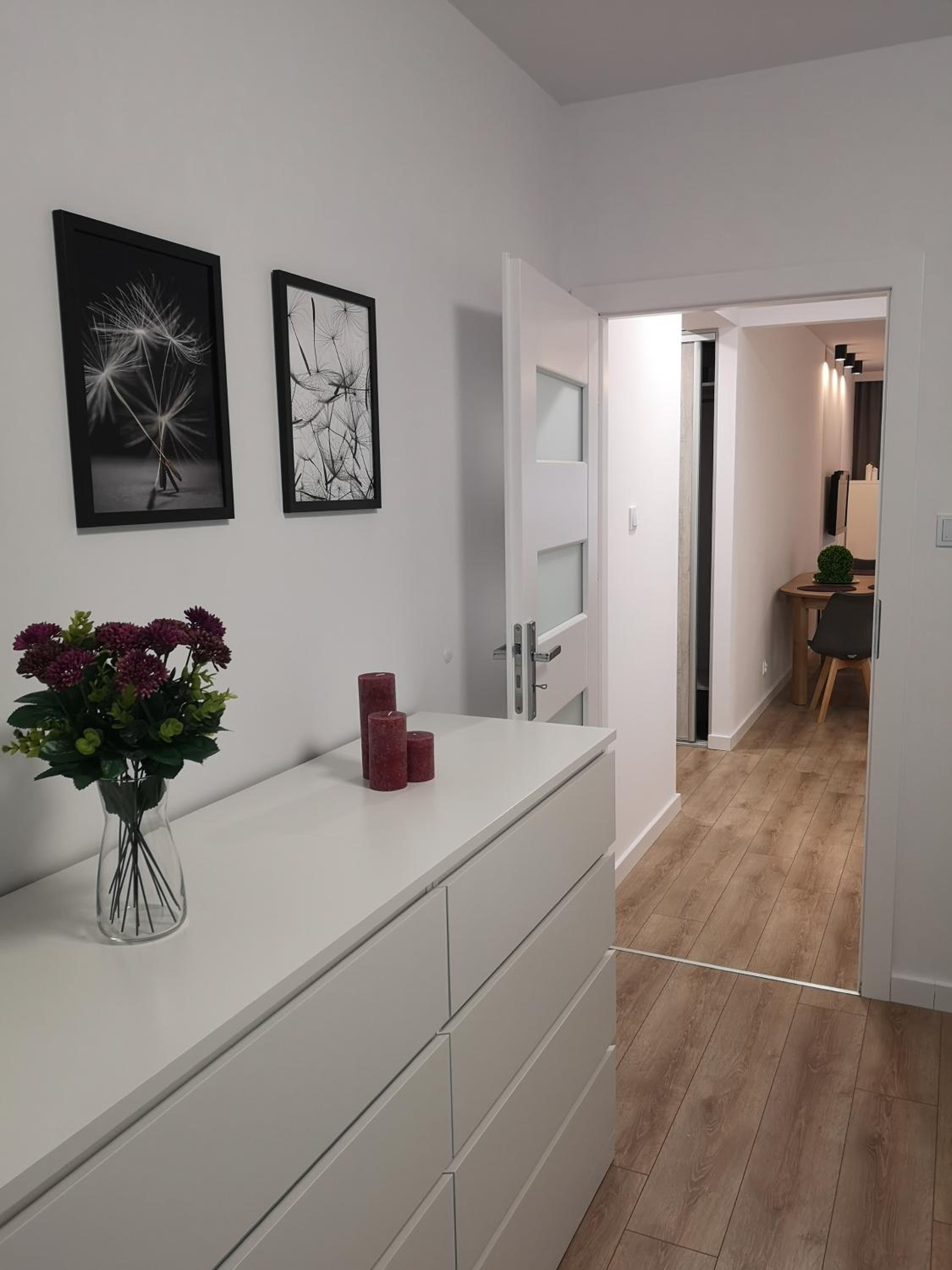 One-Bedroom Apartment - Photo 9