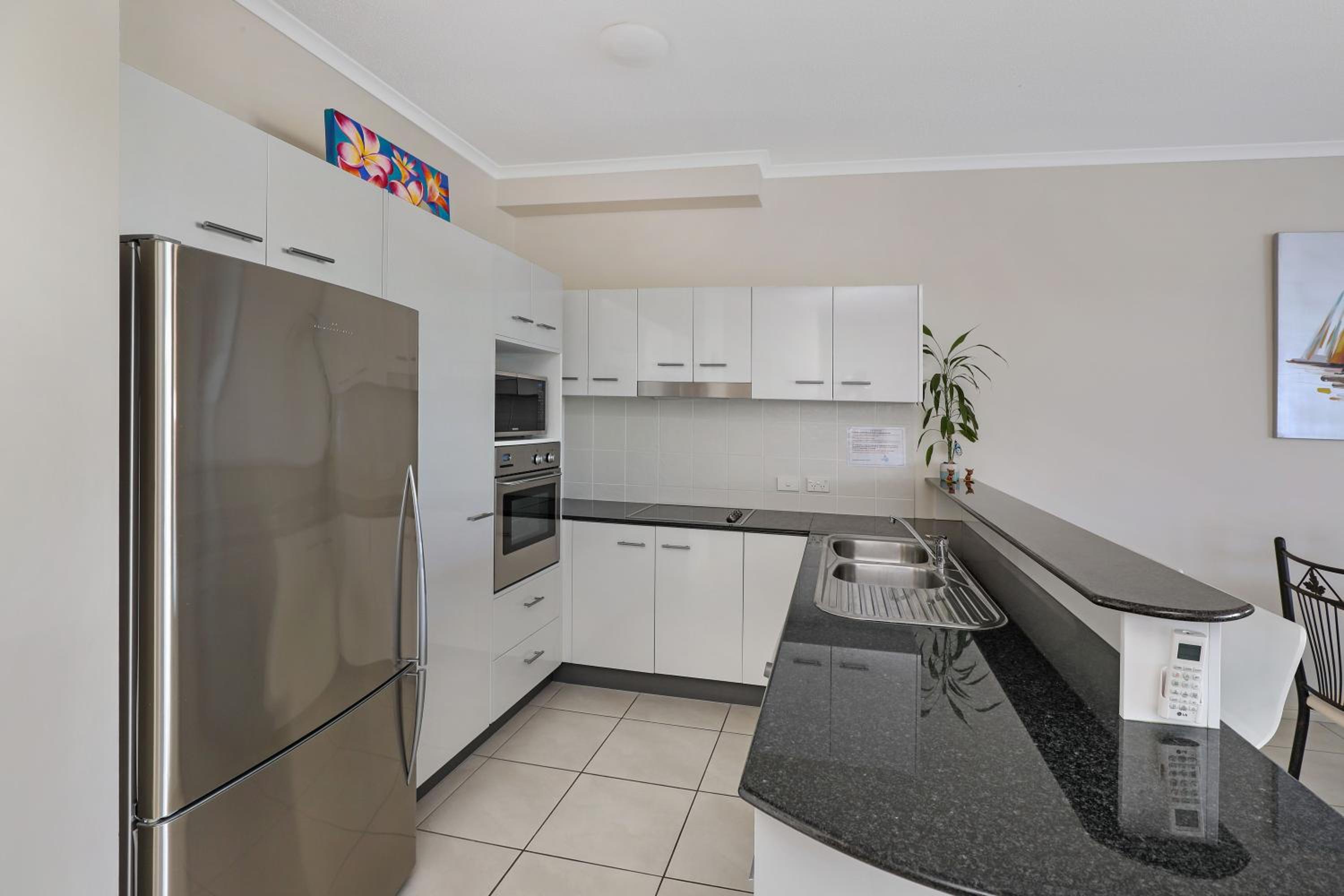 Two-Bedroom Apartment with Garden View photo 2