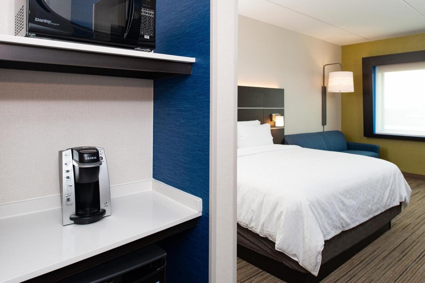 Suite - Hearing Accessible - Non-Smoking - Photo 1