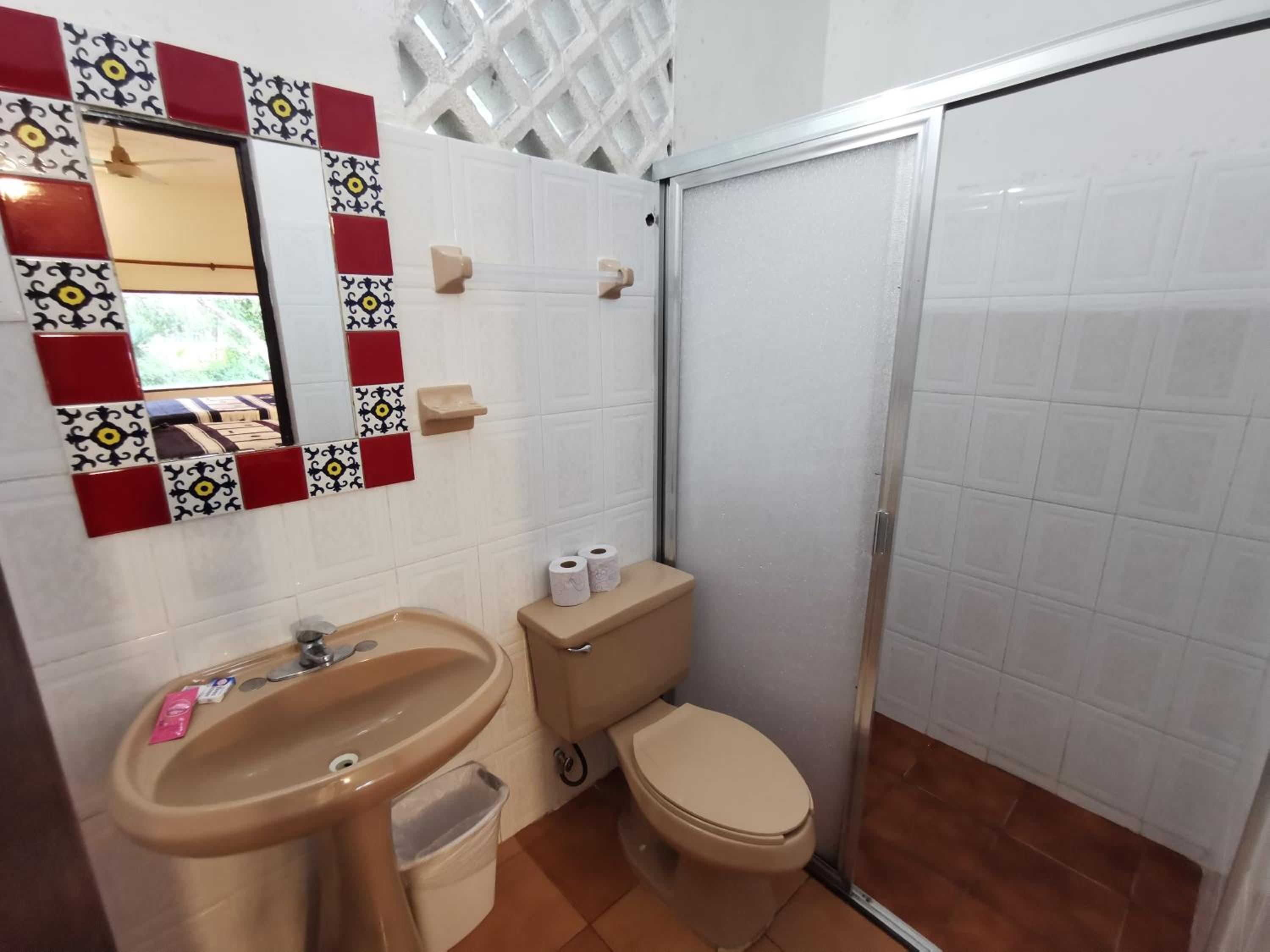 Double Room - Photo 11