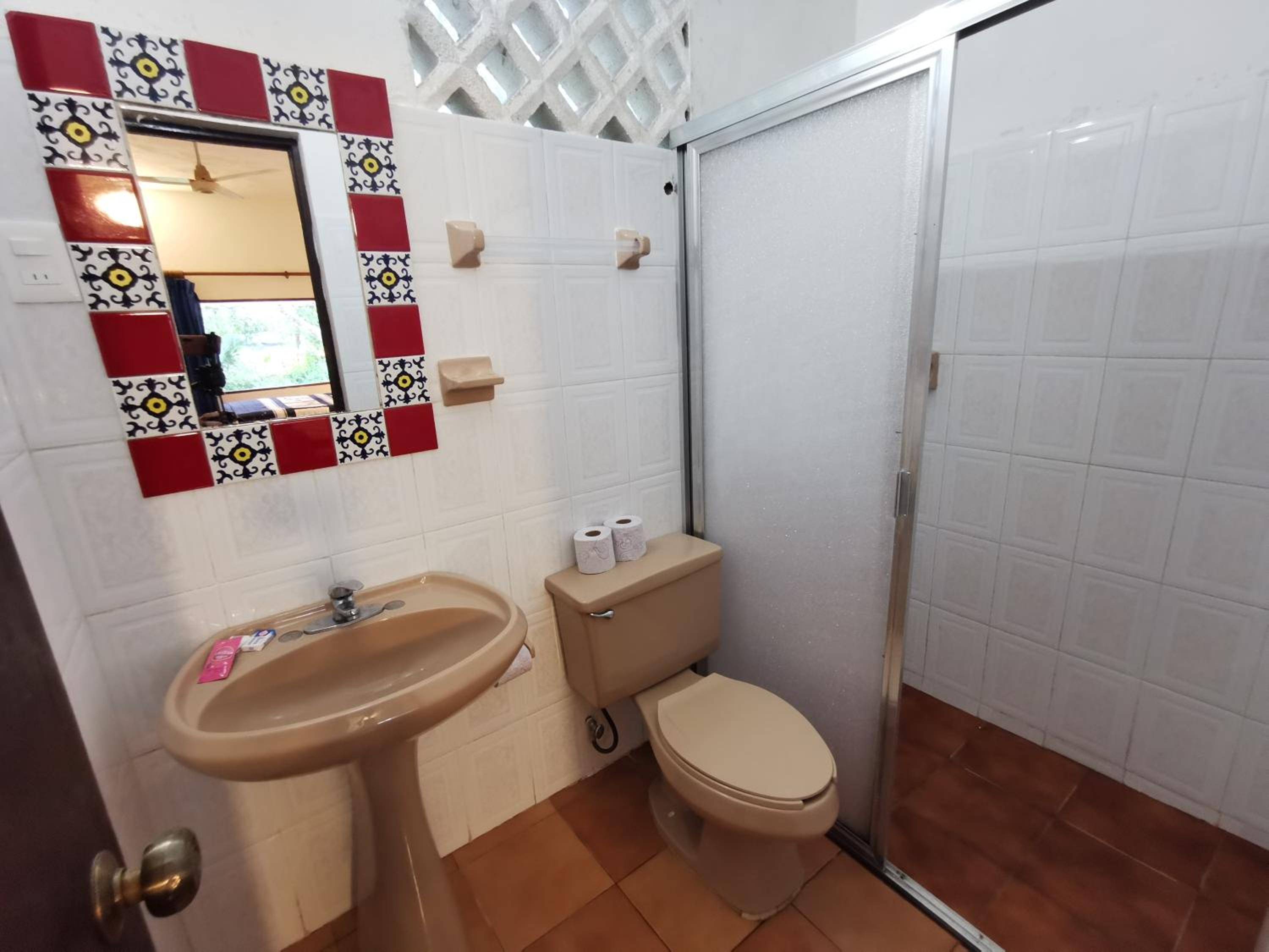 Double Room - Photo 12