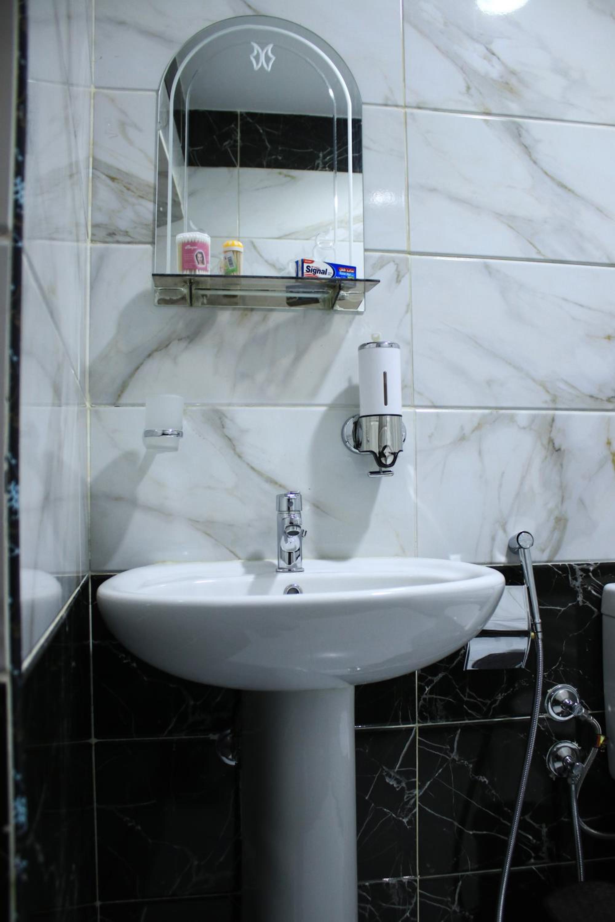 Budget Double or Twin Room photo 2