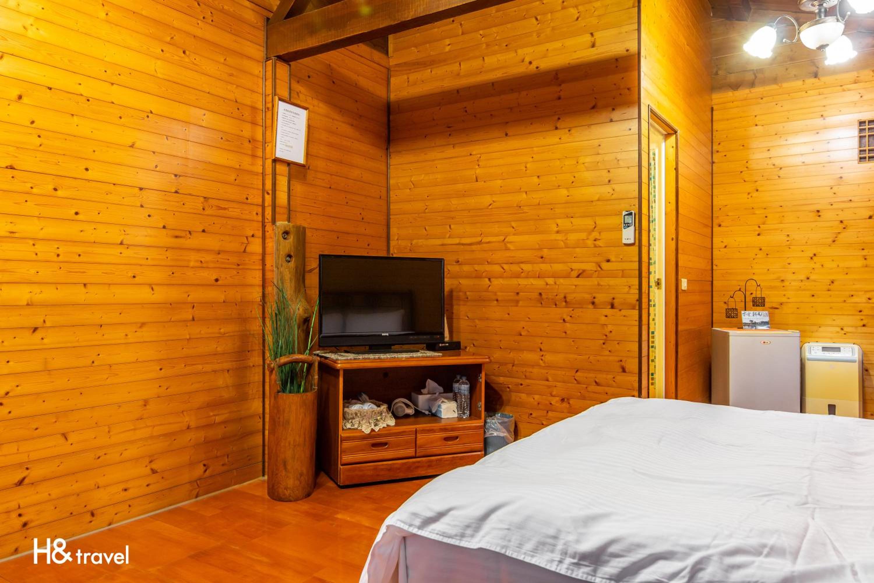 Standard Double Room photo 2