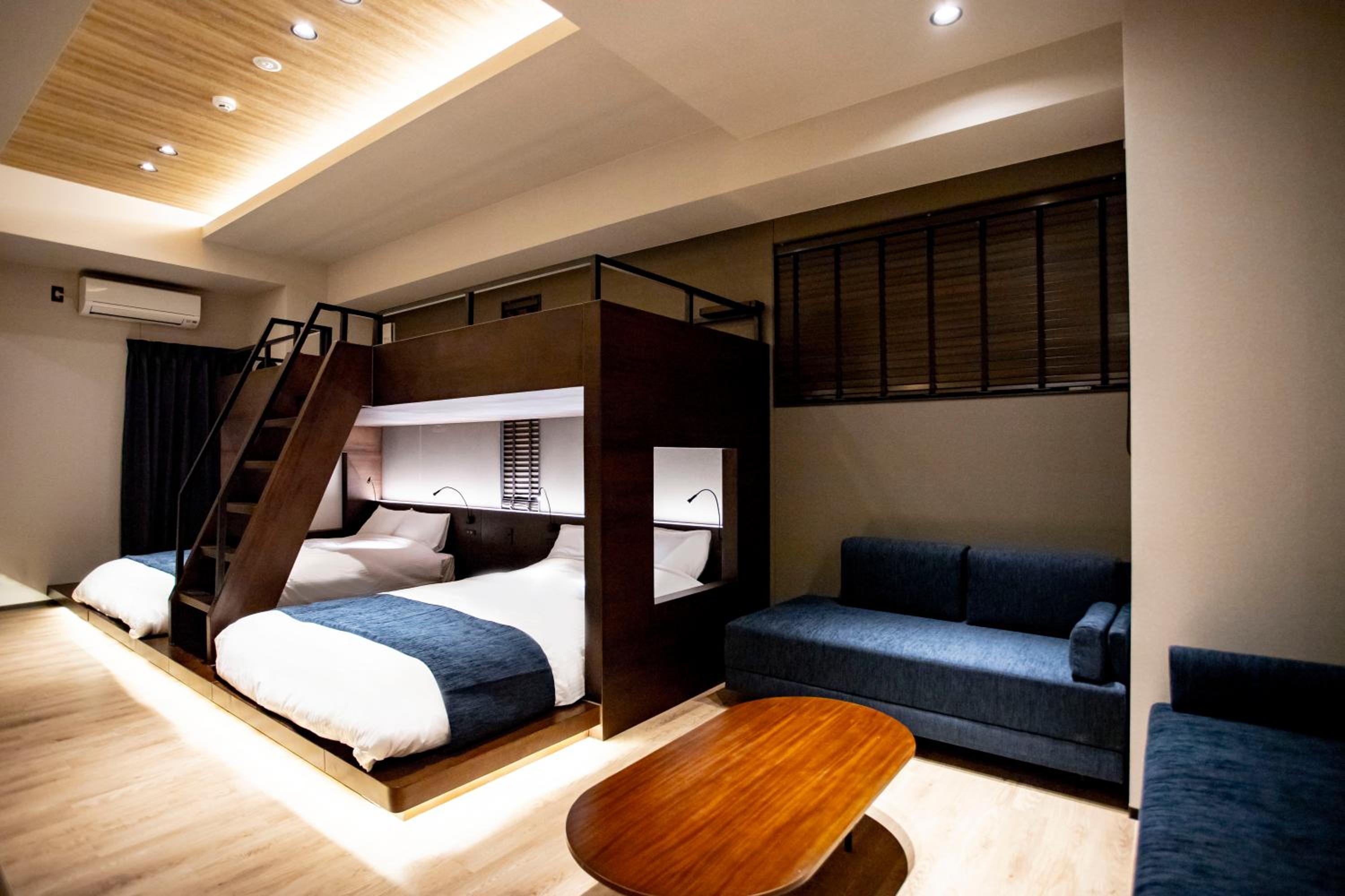 Family Room - Photo 1