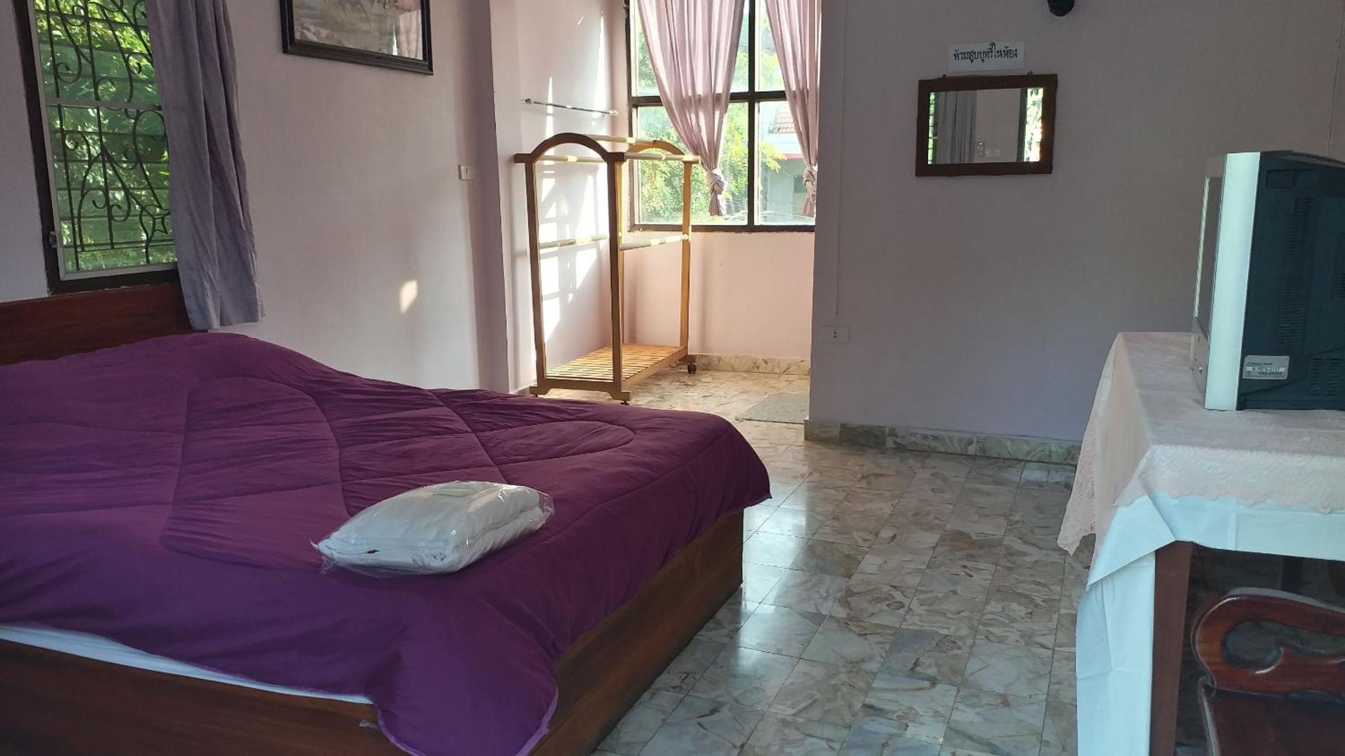 Standard Double Room - Photo 2