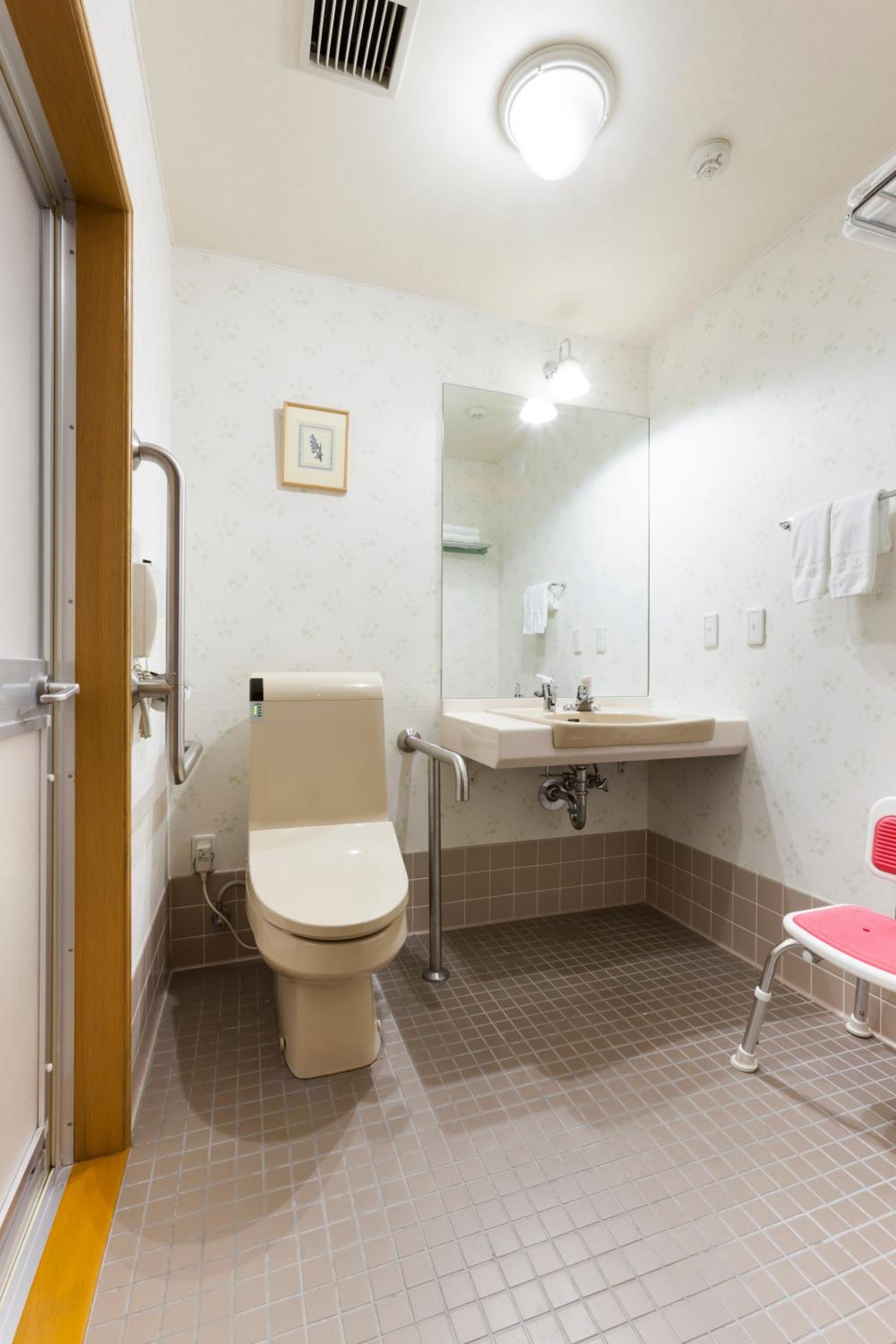 Standard Room - Disability Access/Non-Smoking photo 2