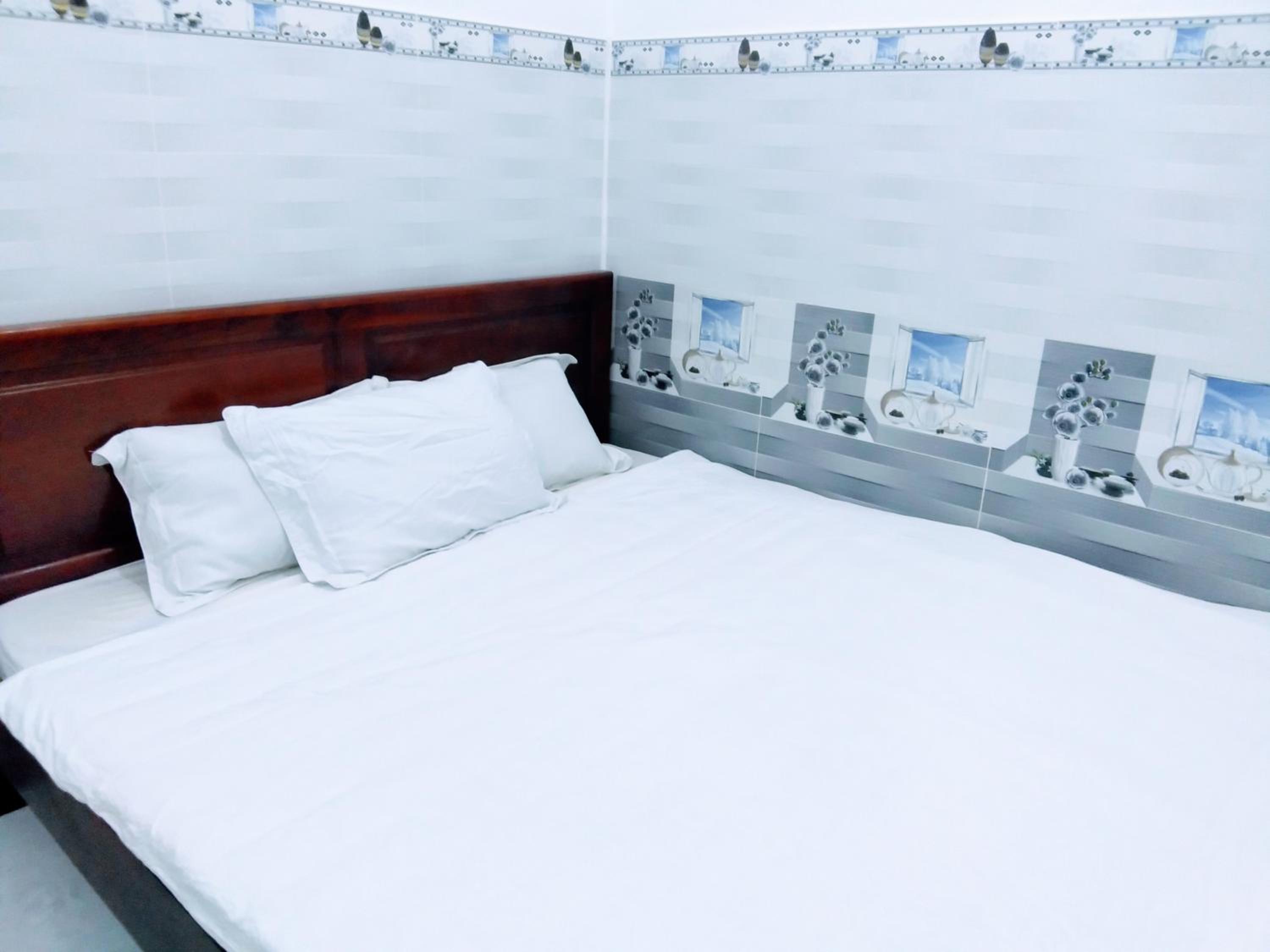 Large Double Room photo 1