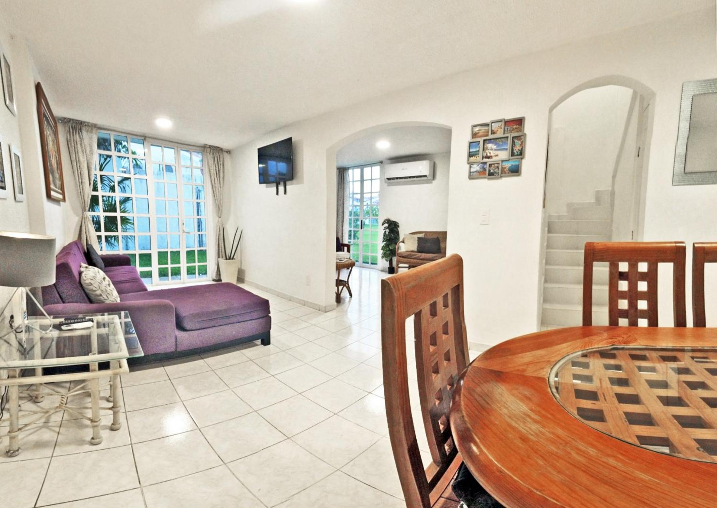 Three-Bedroom Villa photo 1