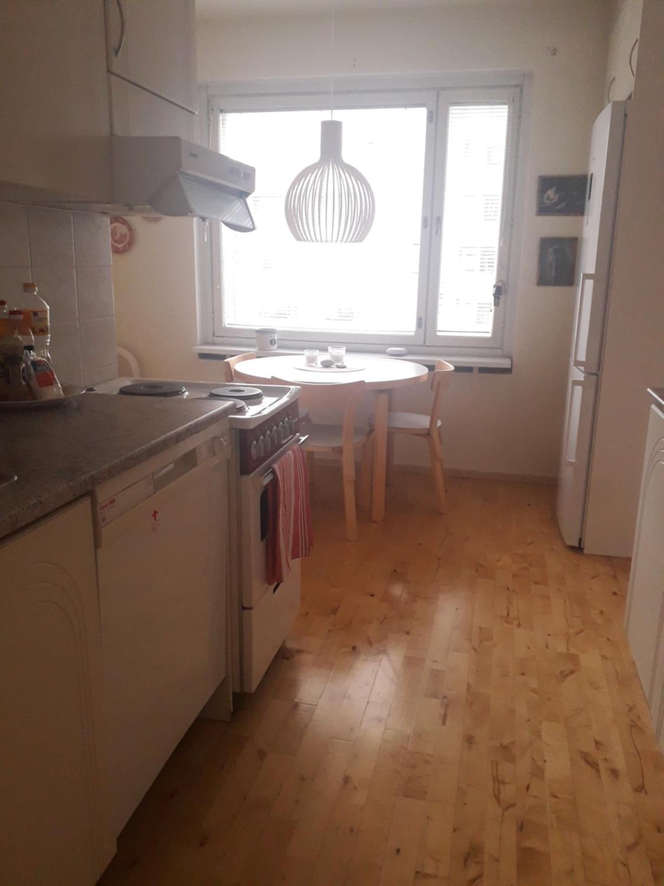 One-Bedroom Apartment - Photo 14