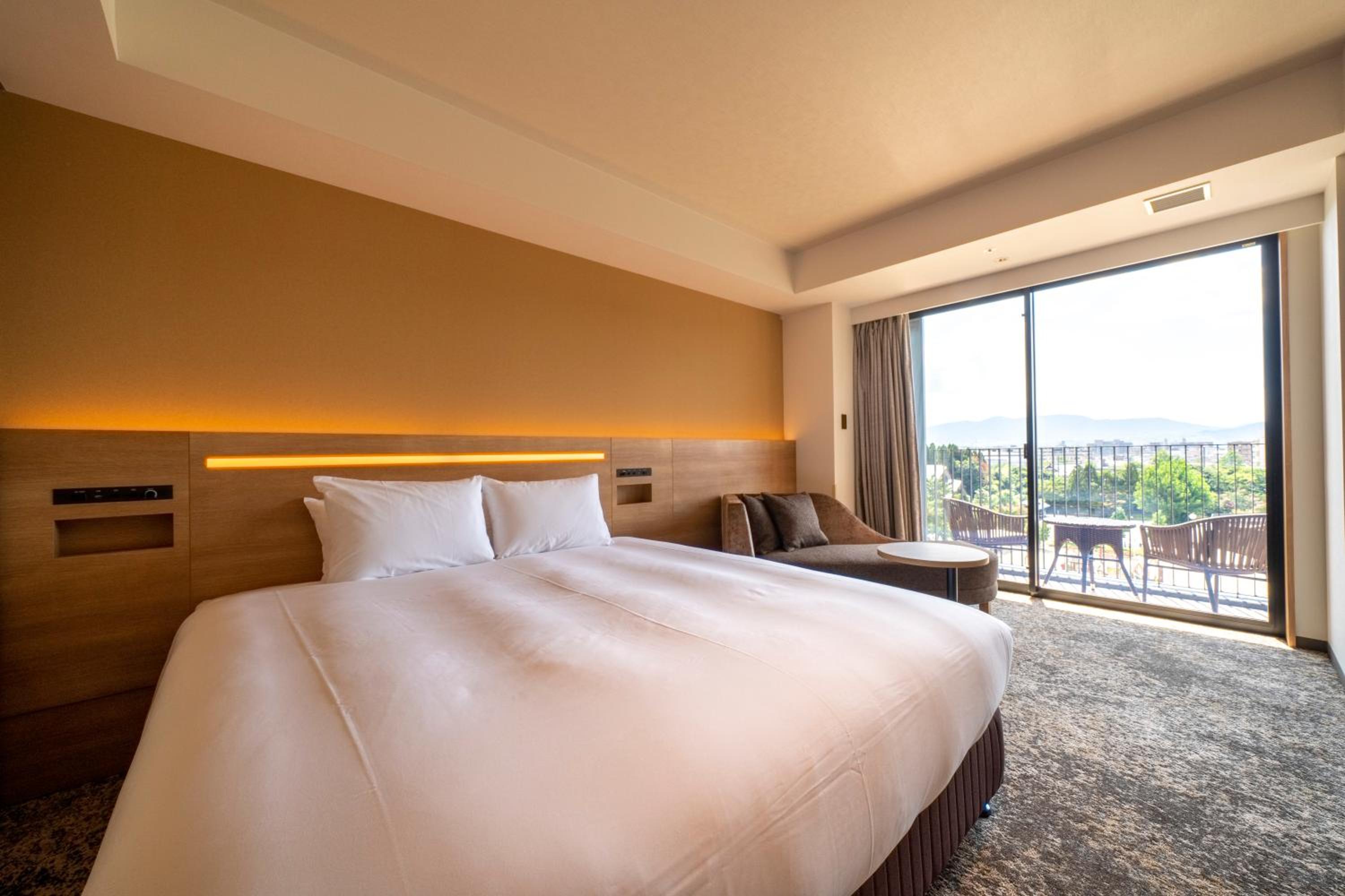 Double Room with Shower, Balcony and Park View - Non Smoking - Photo 3