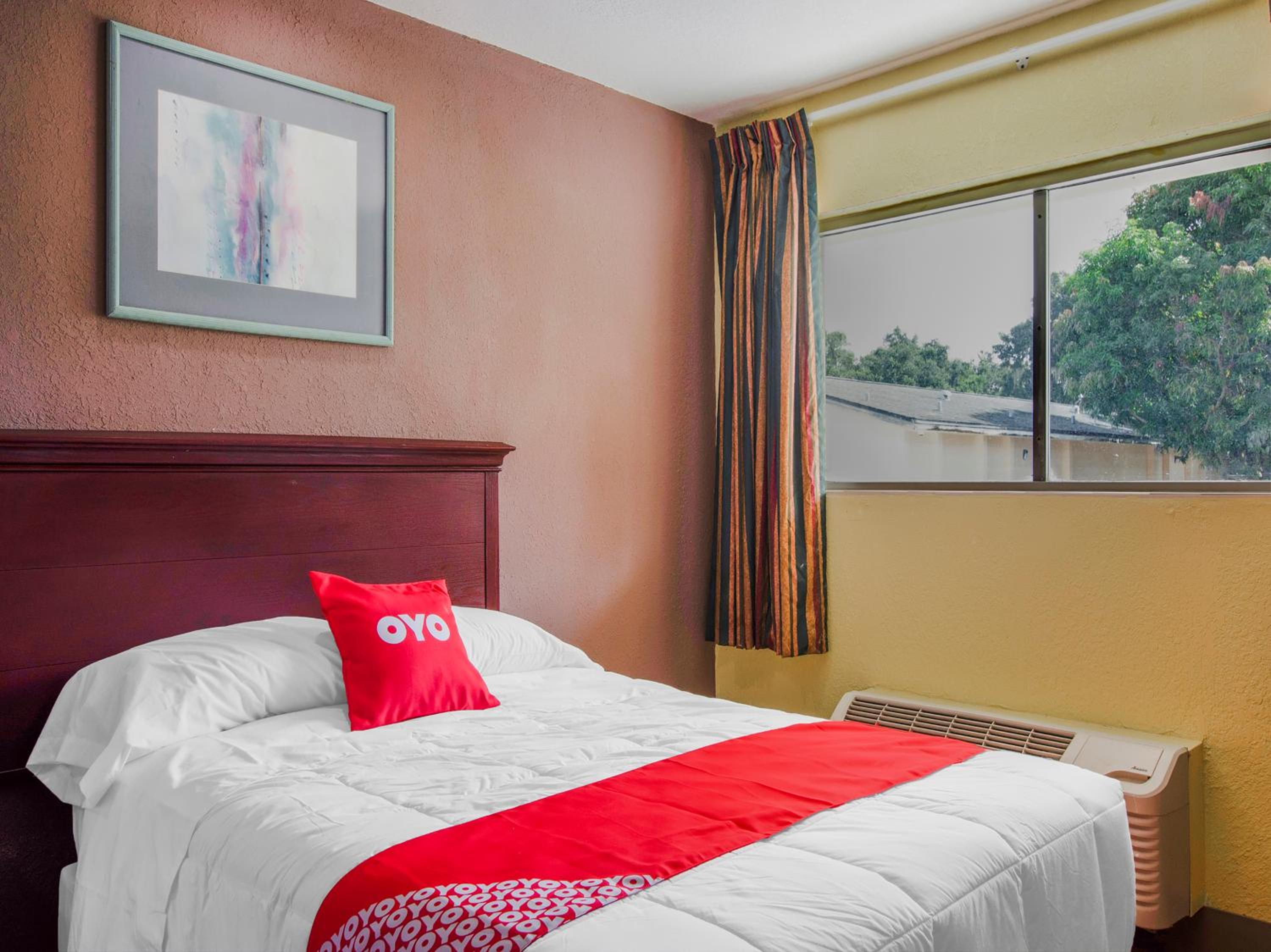 Double Room with Two Double Beds - Photo 3