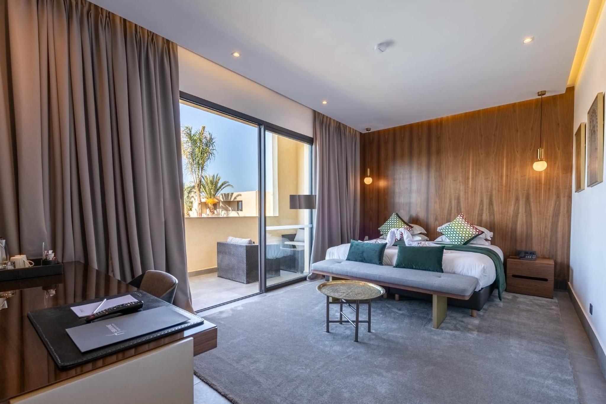 Suite with Private Terrace and Pool View
