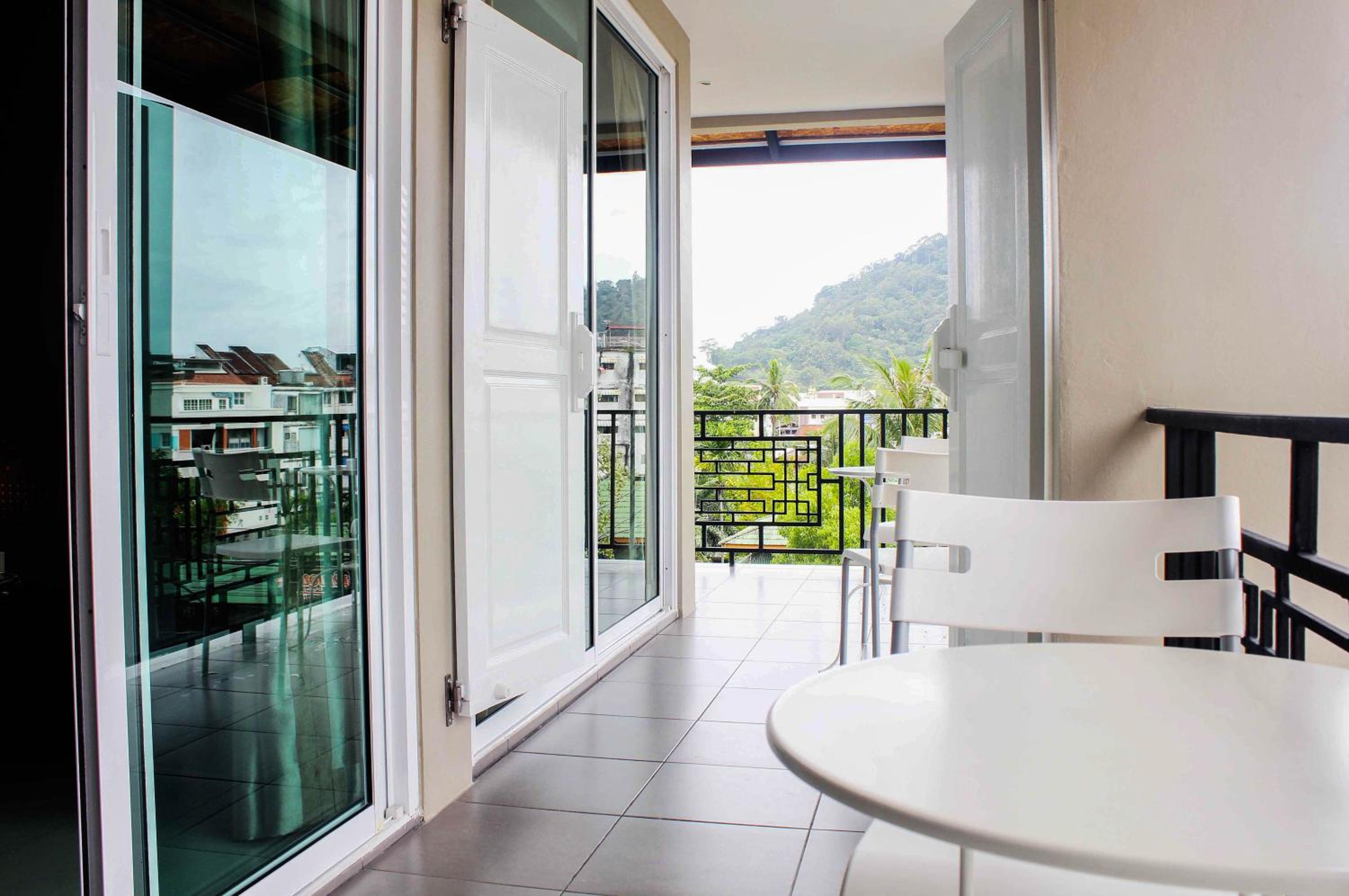 Deluxe Double Room - Photo 7