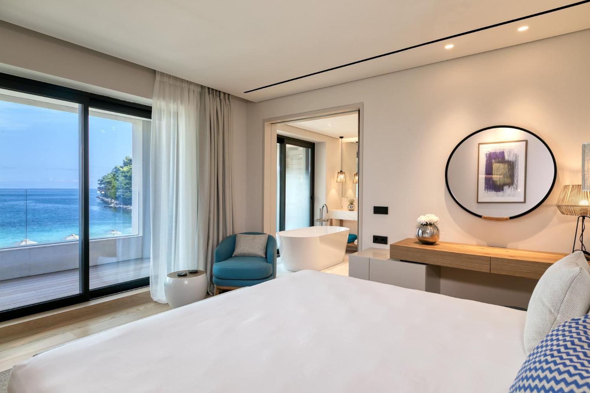 Master Suite Sea View - Photo 3