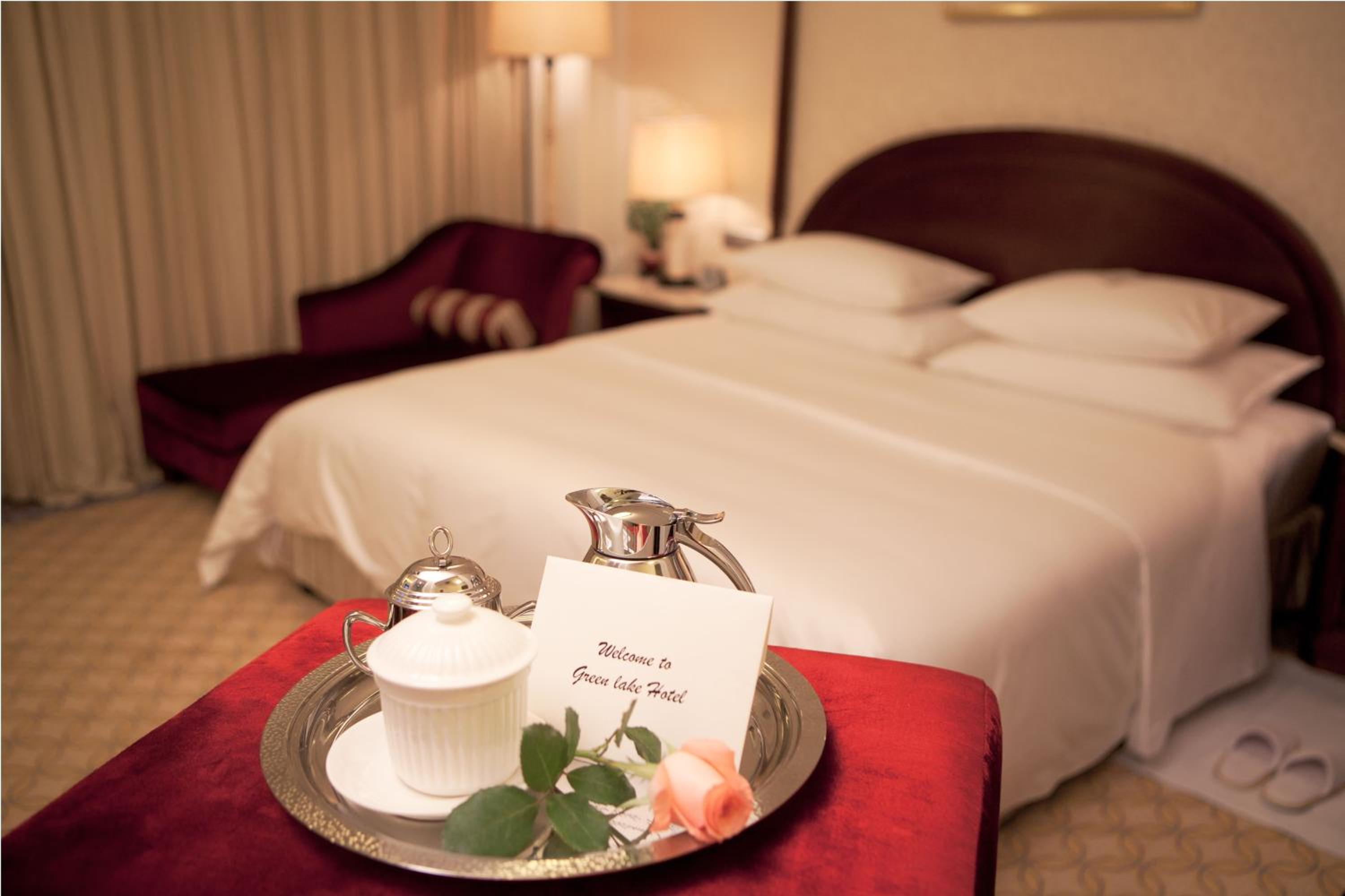 Deluxe Business Double Room photo 2