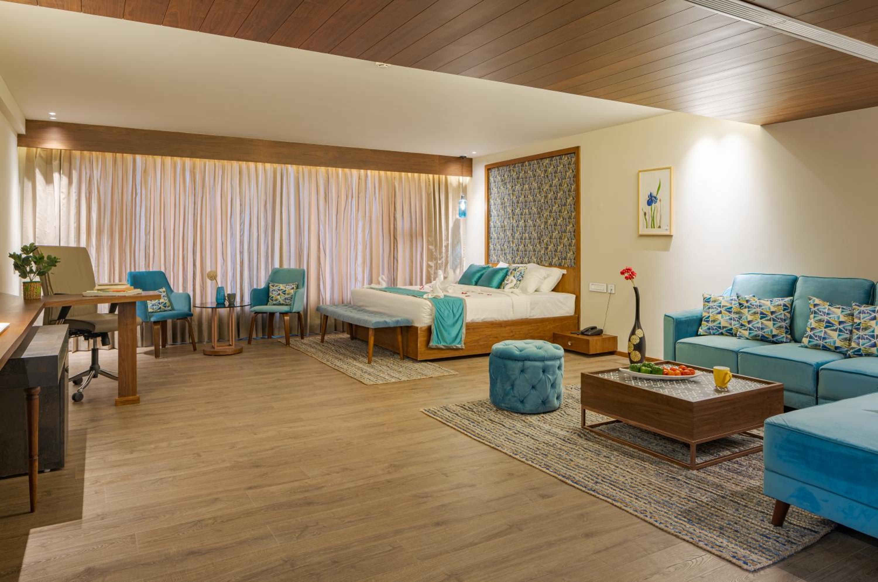 King Suite - Photo 12