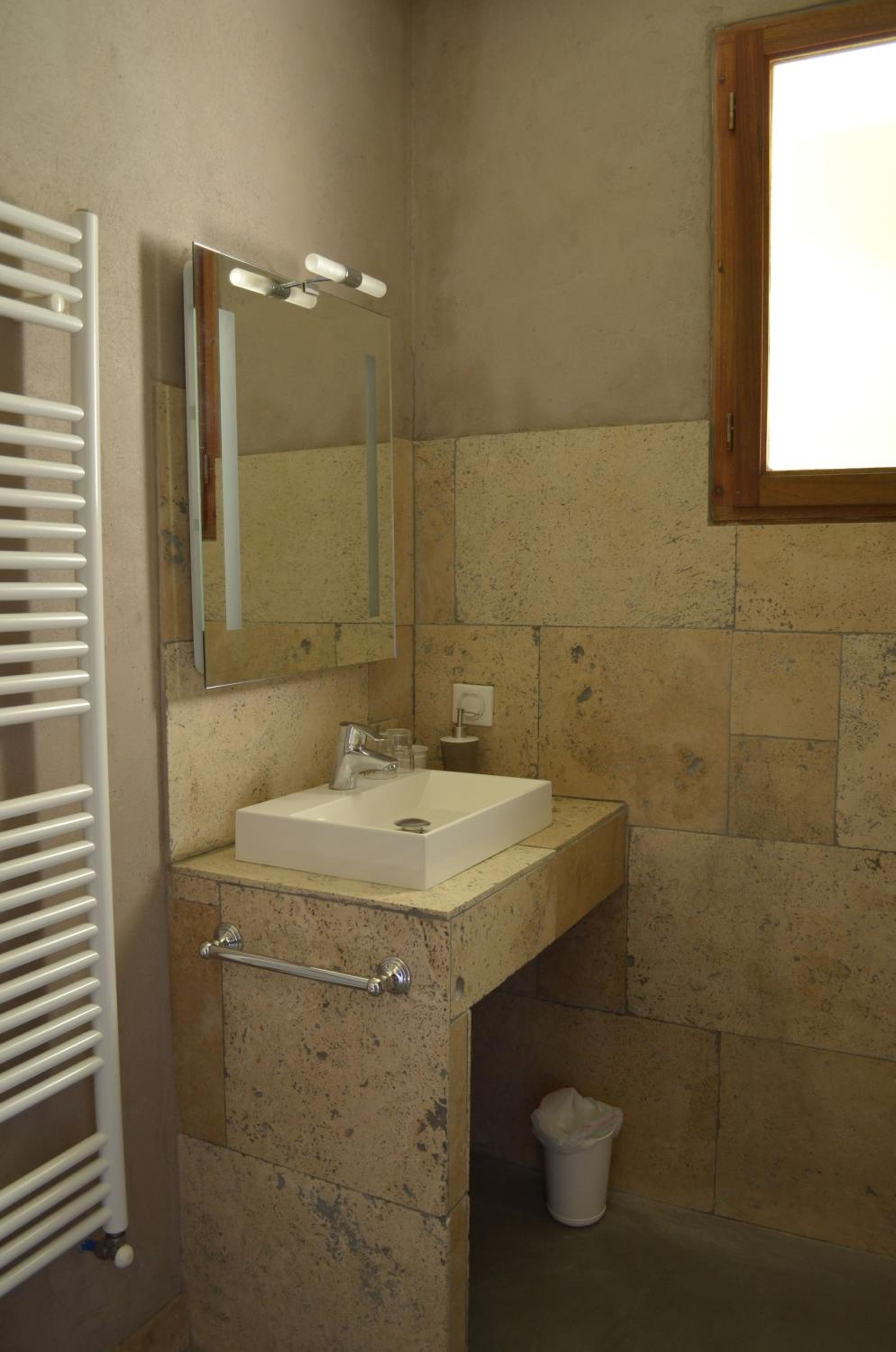 Deluxe Queen Room photo 2