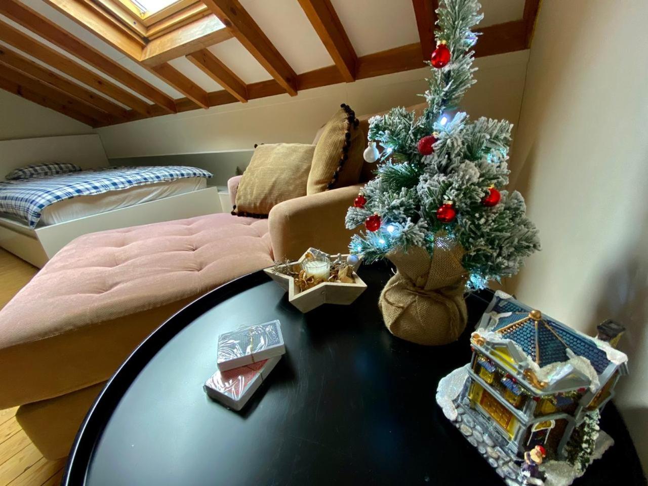 Apartment with Mountain View - Photo 5