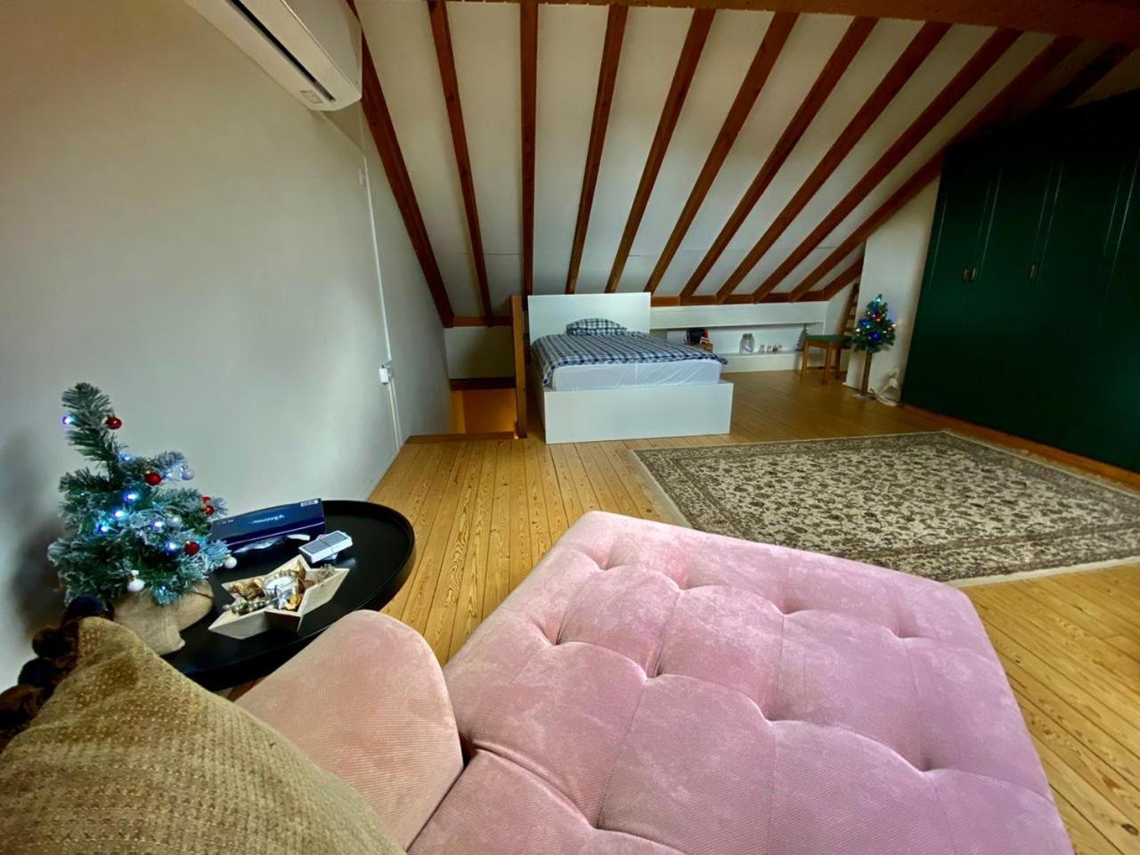 Apartment with Mountain View - Photo 6