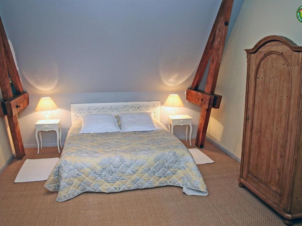 Double Room with Private Bathroom photo 1