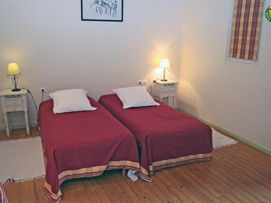 Twin Room with Private Bathroom photo 1
