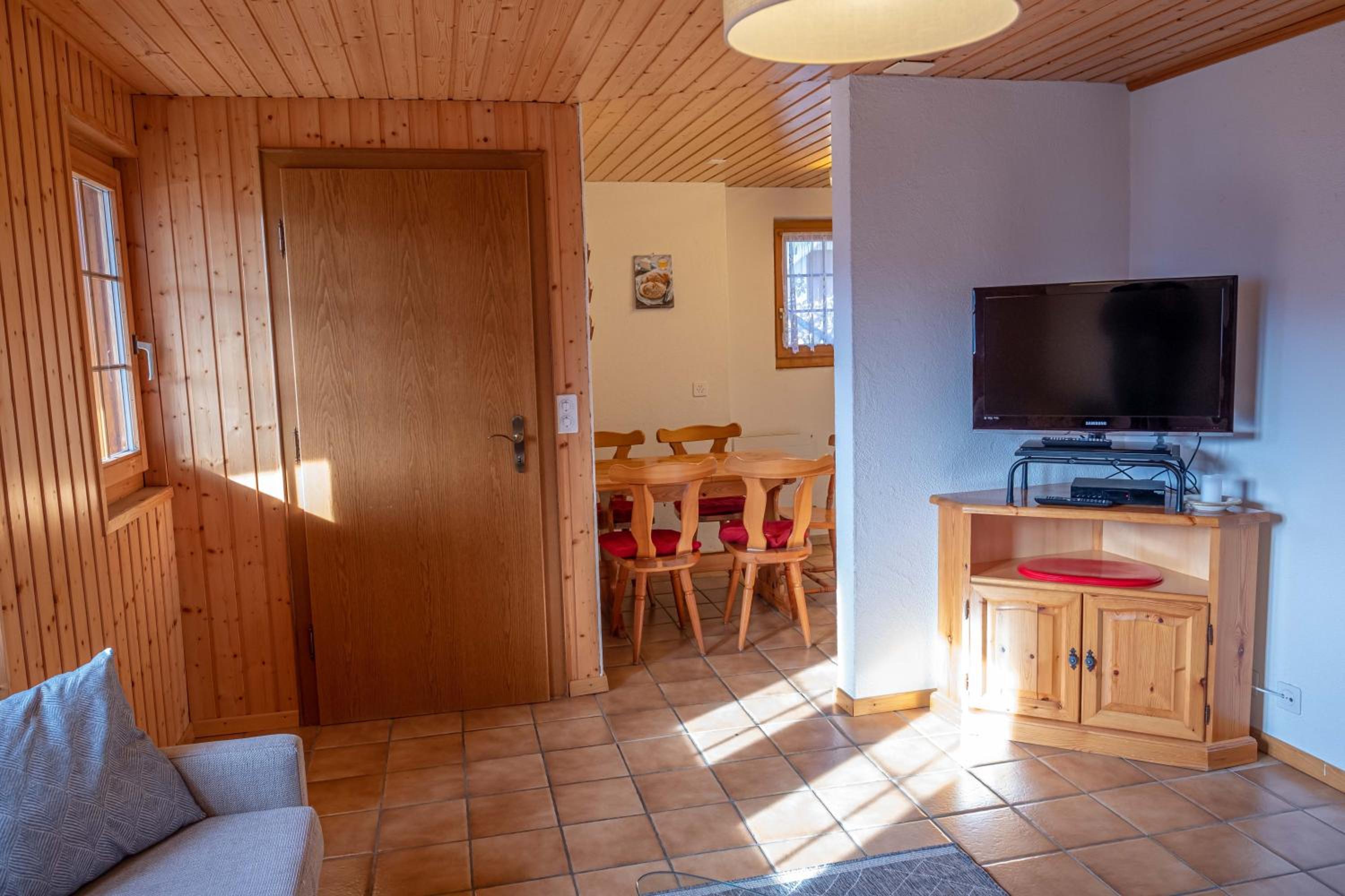 Apartment with Mountain View photo 1