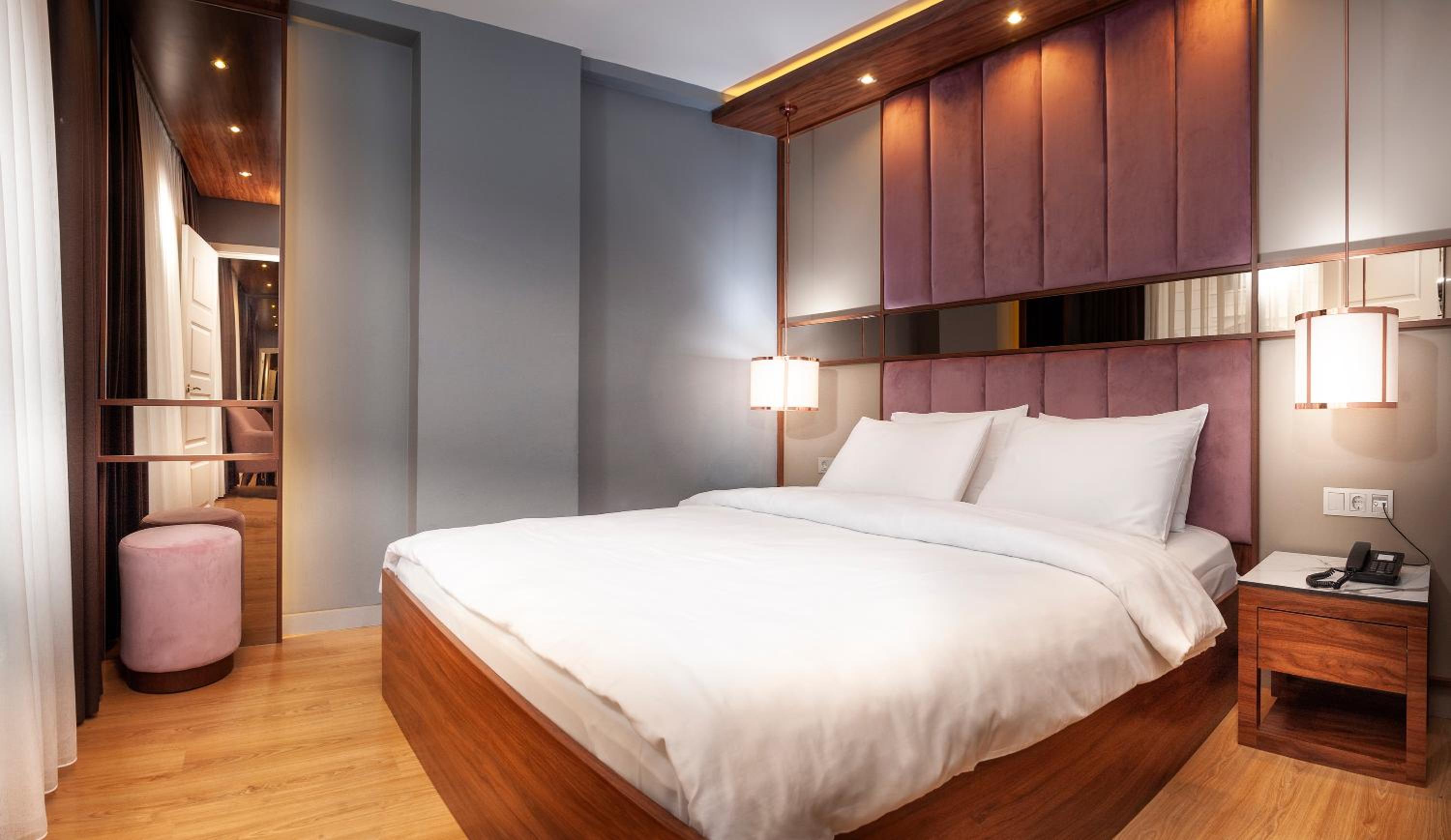 Deluxe Quadruple Room photo 2