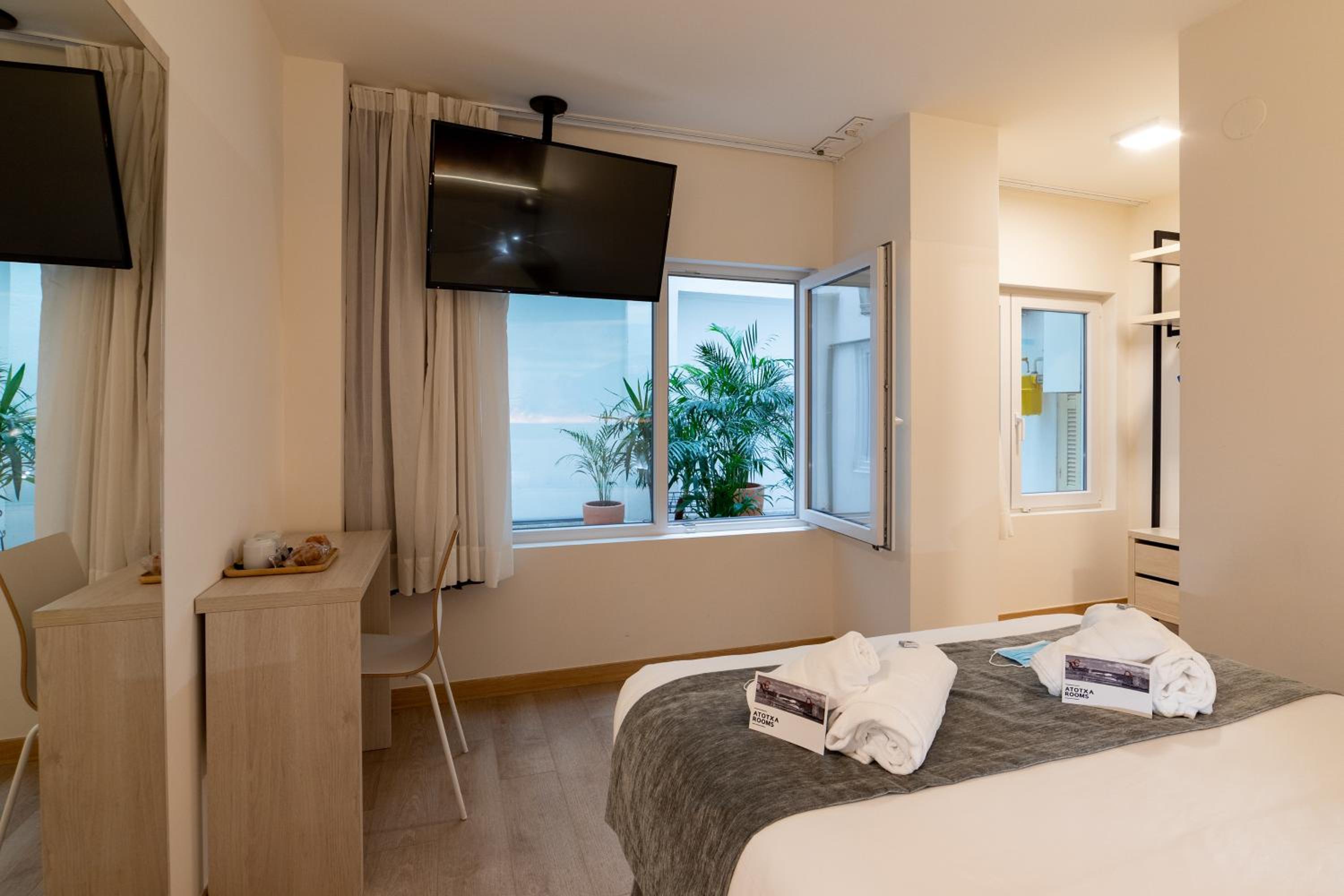 Double Room Interior photo 3