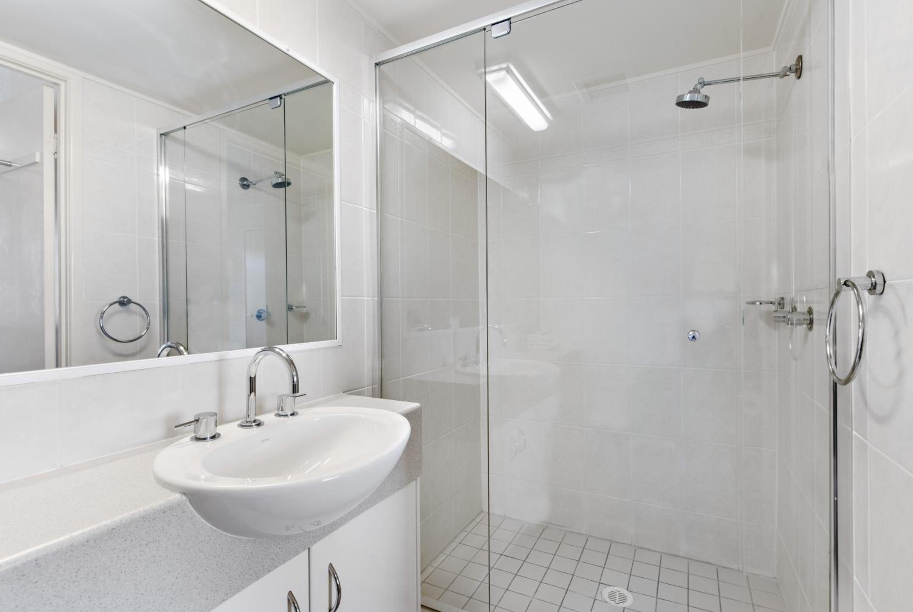 Two-Bedroom Apartment - Penthouse photo 2