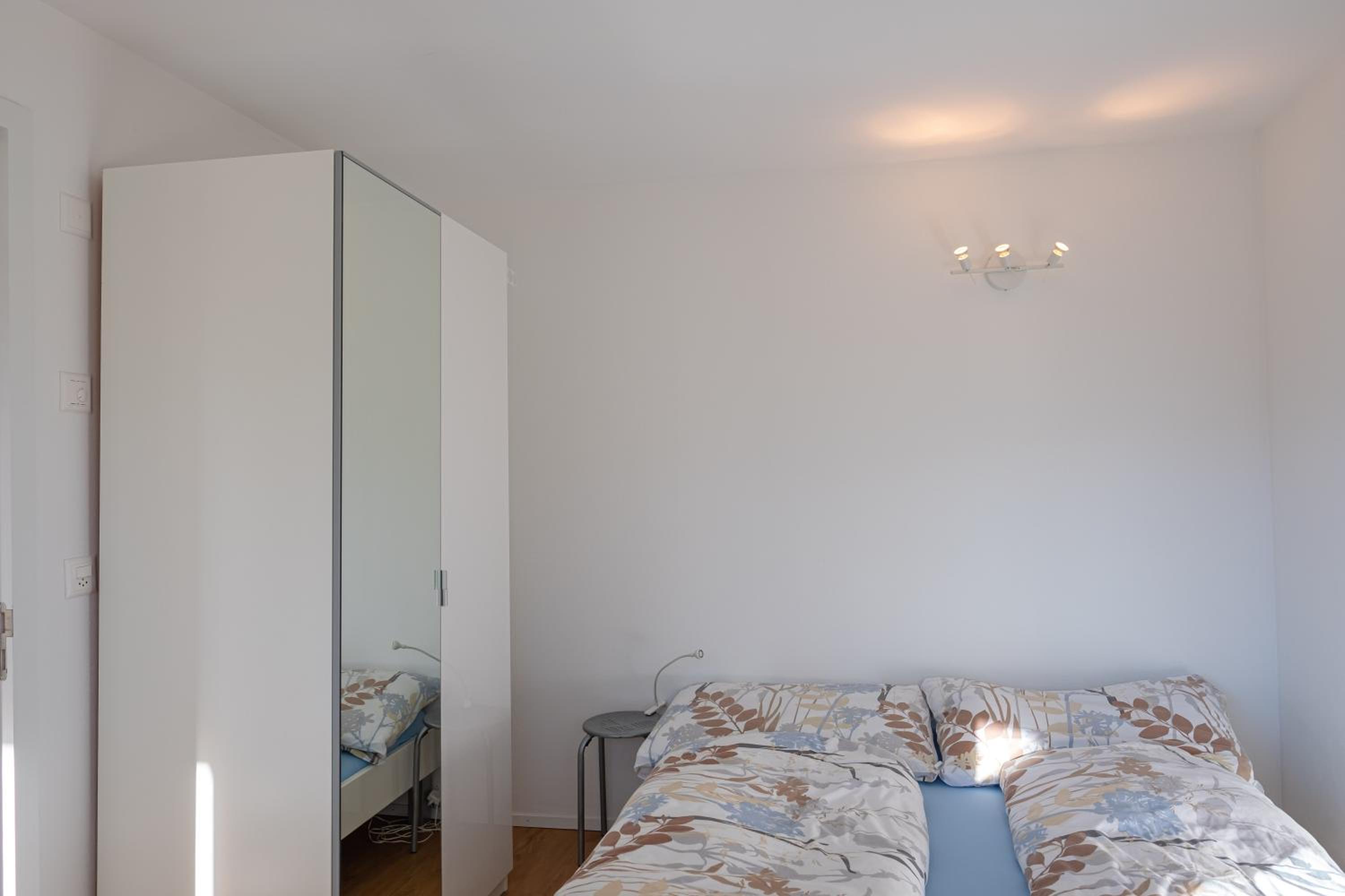 Apartment - Ground Floor photo 2