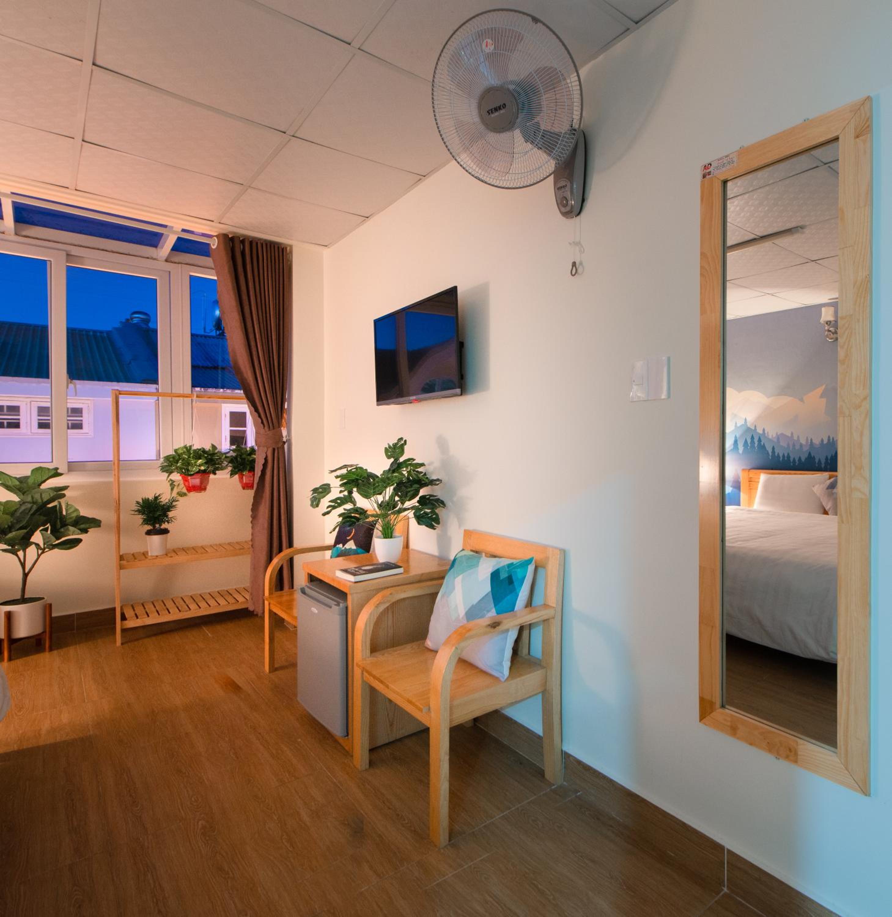 Deluxe Double Room with Balcony photo 2