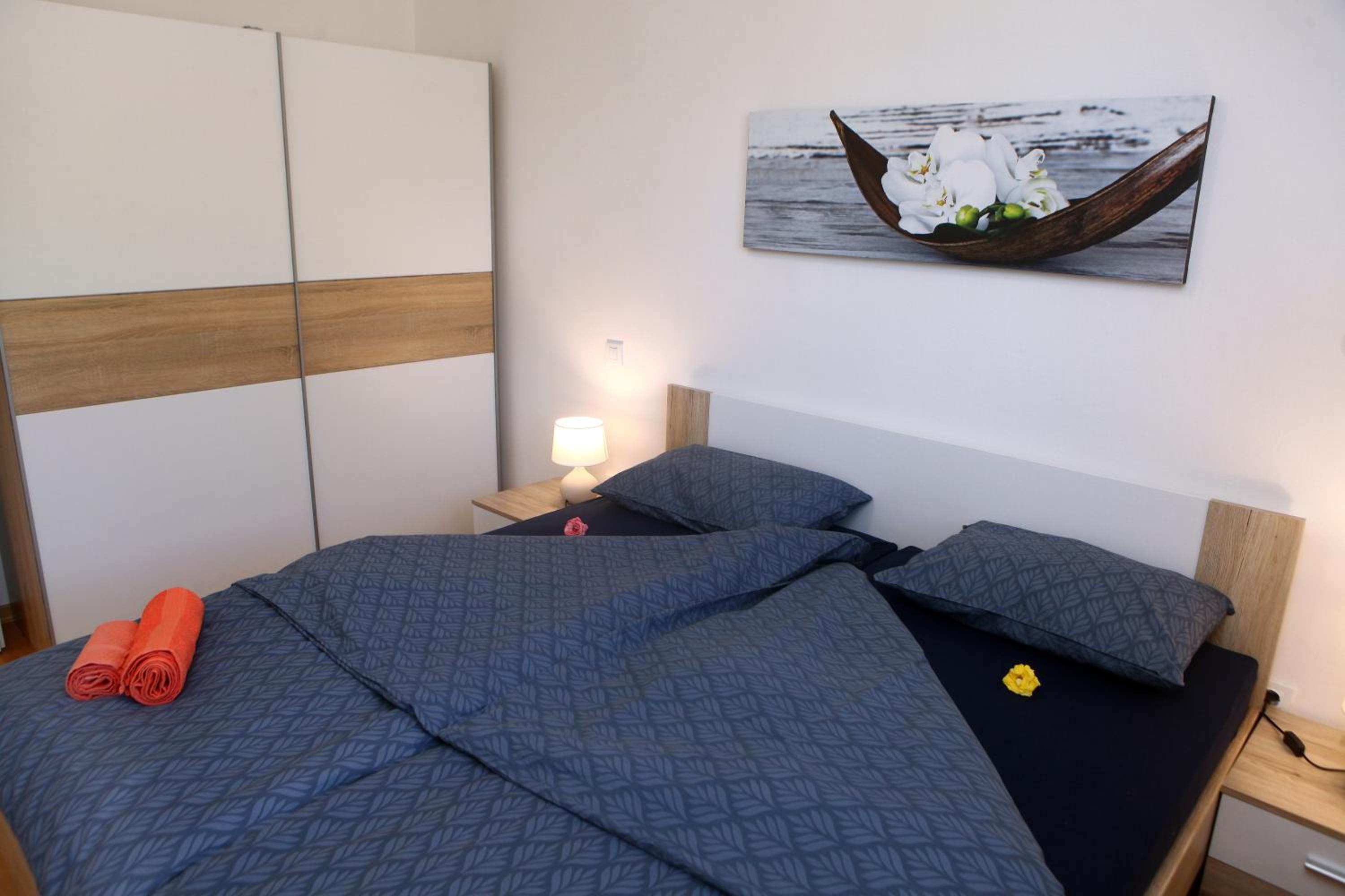 Three-Bedroom Apartment - Photo 3