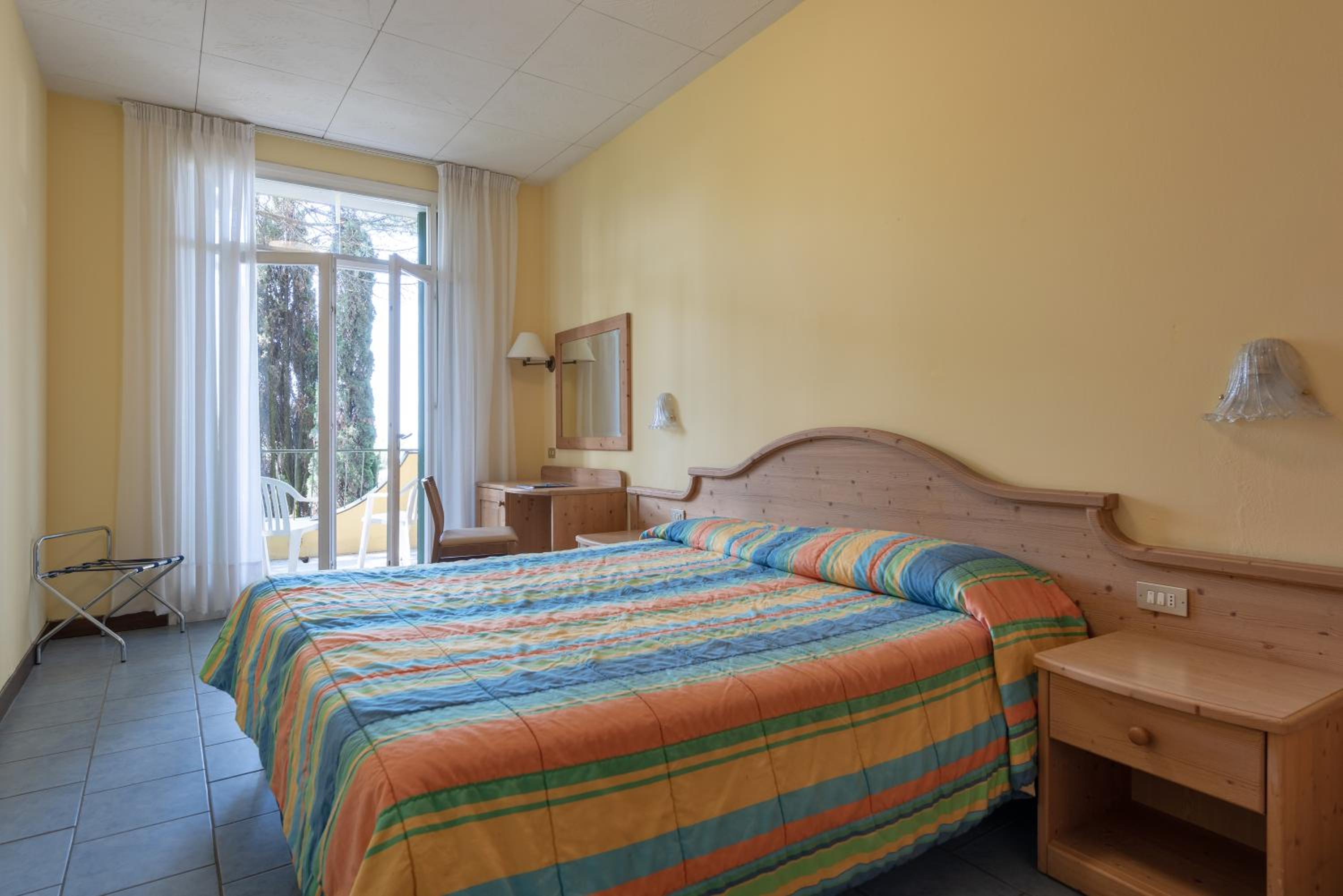 Double Room - Photo 2