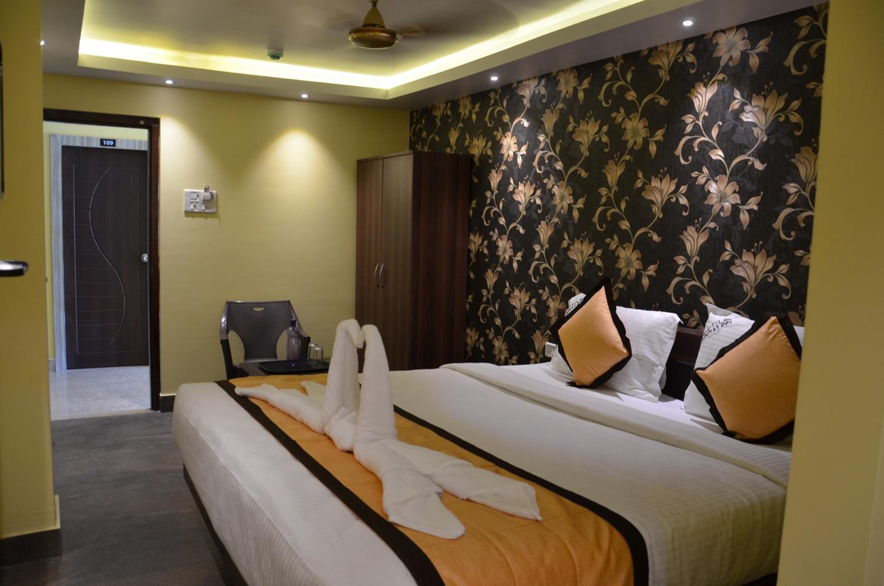 Deluxe Room - Photo 7