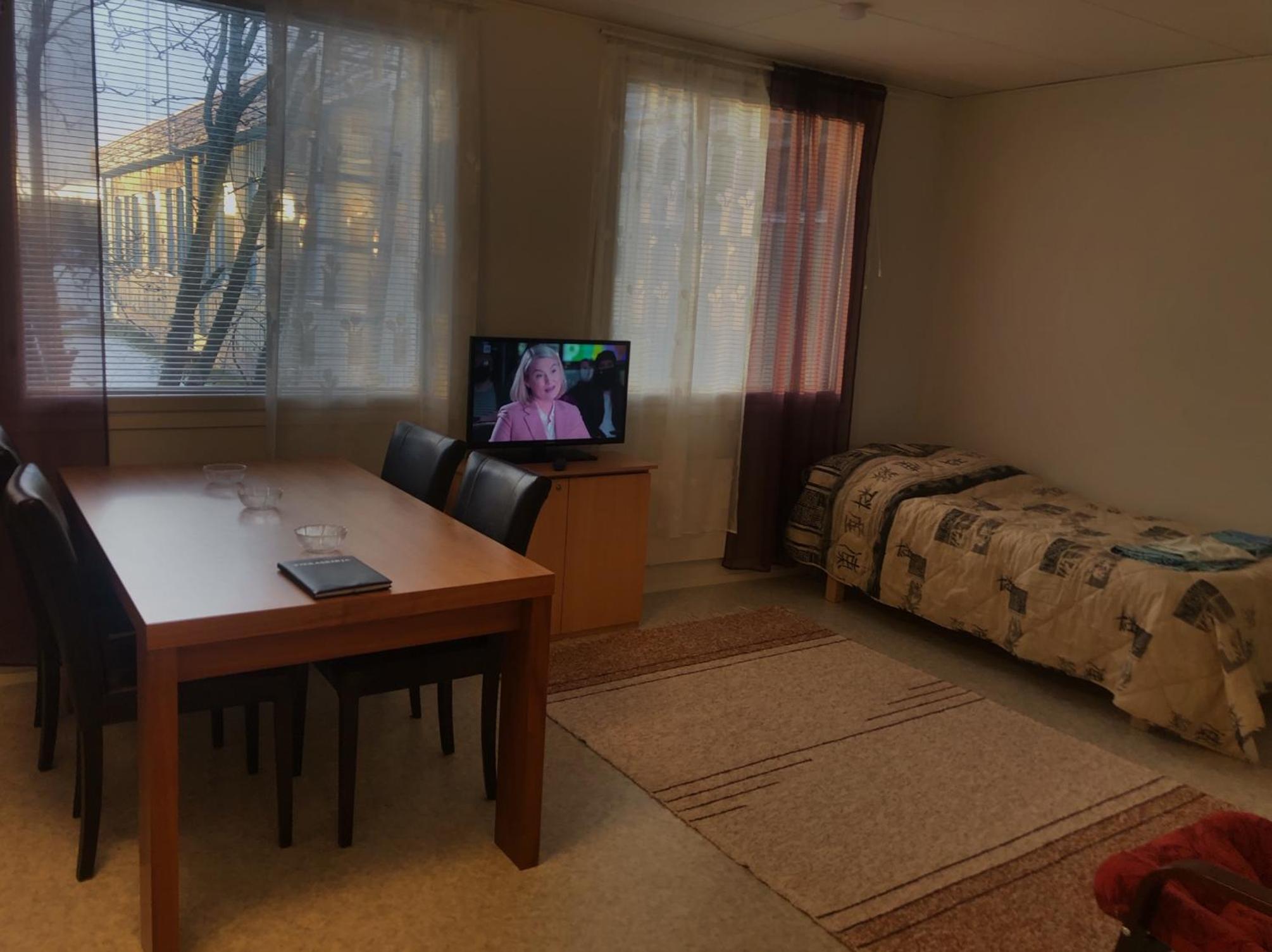 One-Bedroom Apartment - Photo 13
