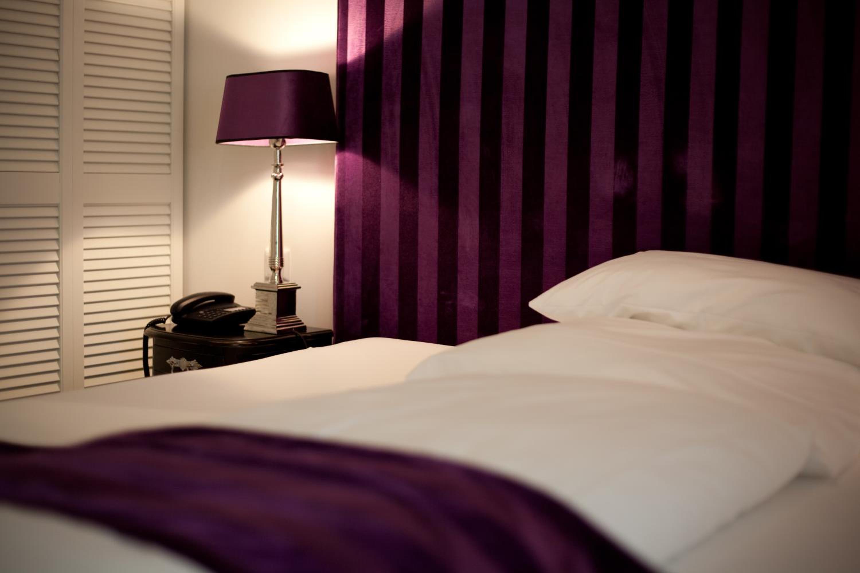 Large Double or Twin Room - Photo 3